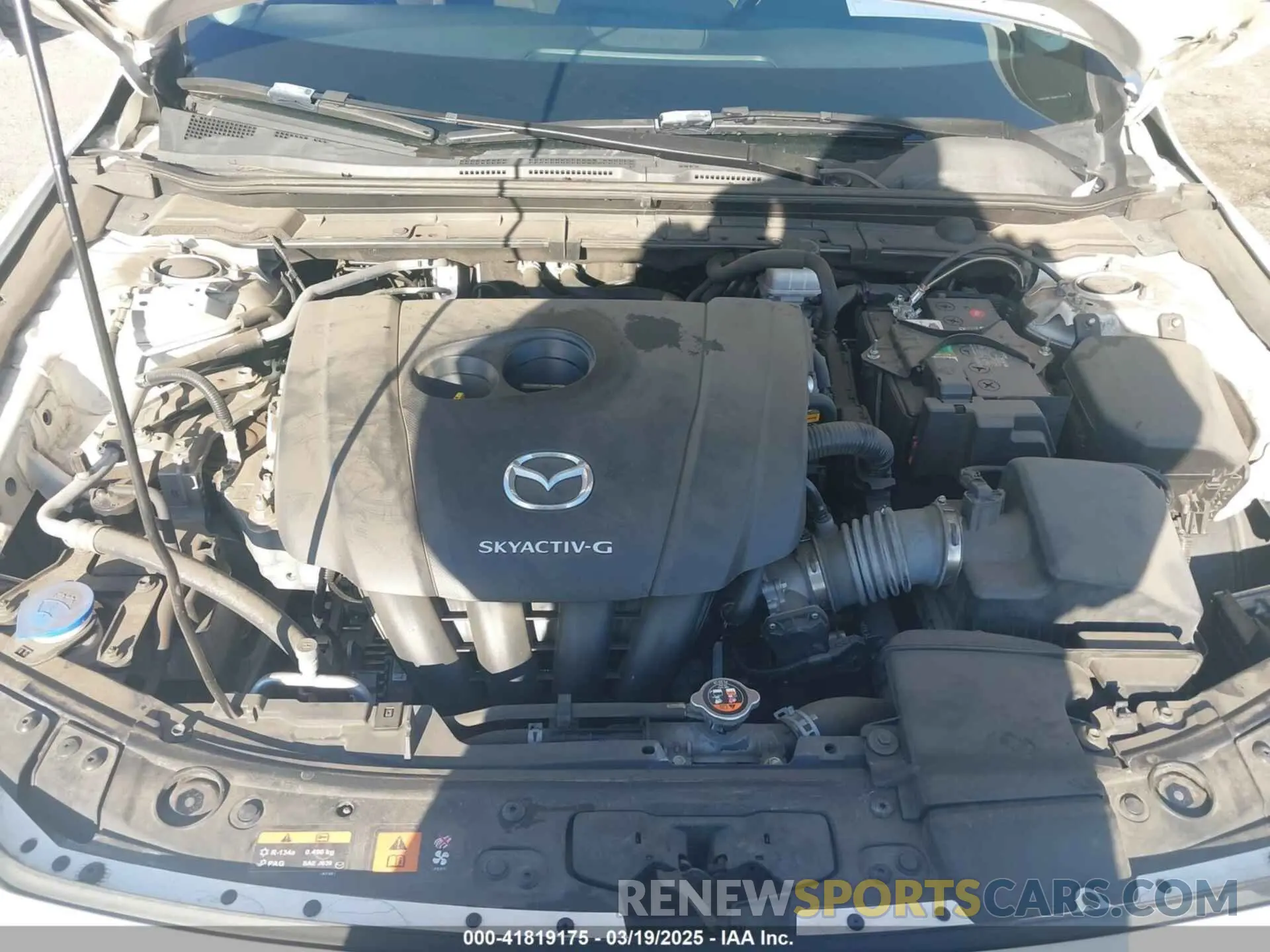 10 Photograph of a damaged car 3MZBPABL3KM113083 MAZDA MAZDA3 2019