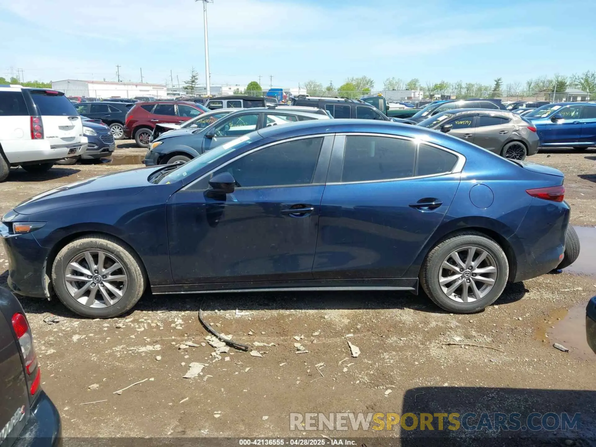 14 Photograph of a damaged car 3MZBPABL5KM111514 MAZDA MAZDA3 2019