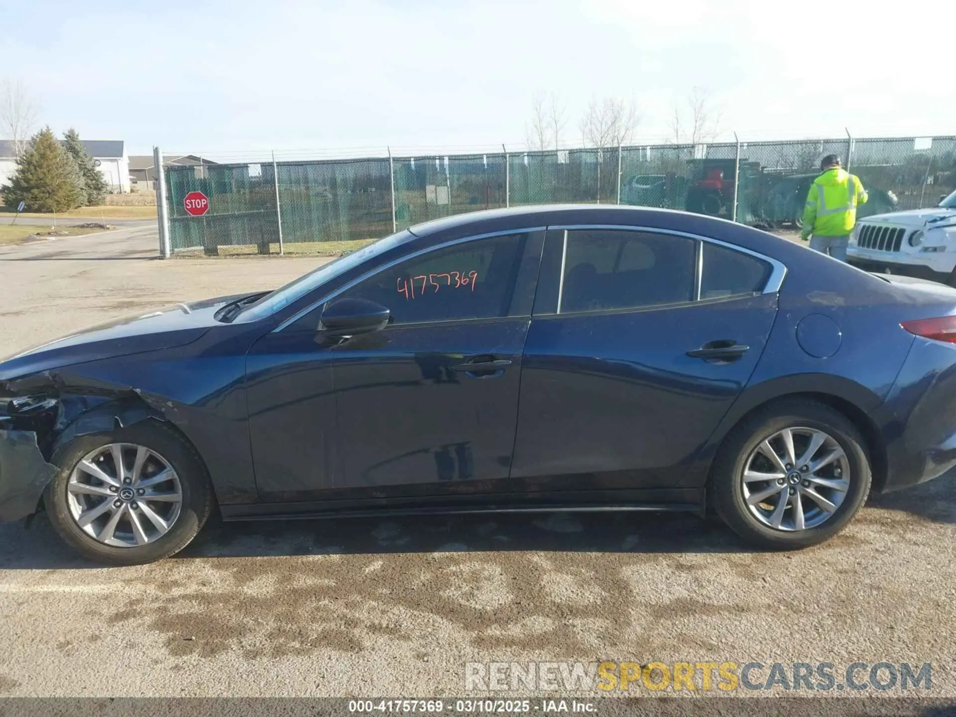 14 Photograph of a damaged car 3MZBPABL5KM113750 MAZDA MAZDA3 2019