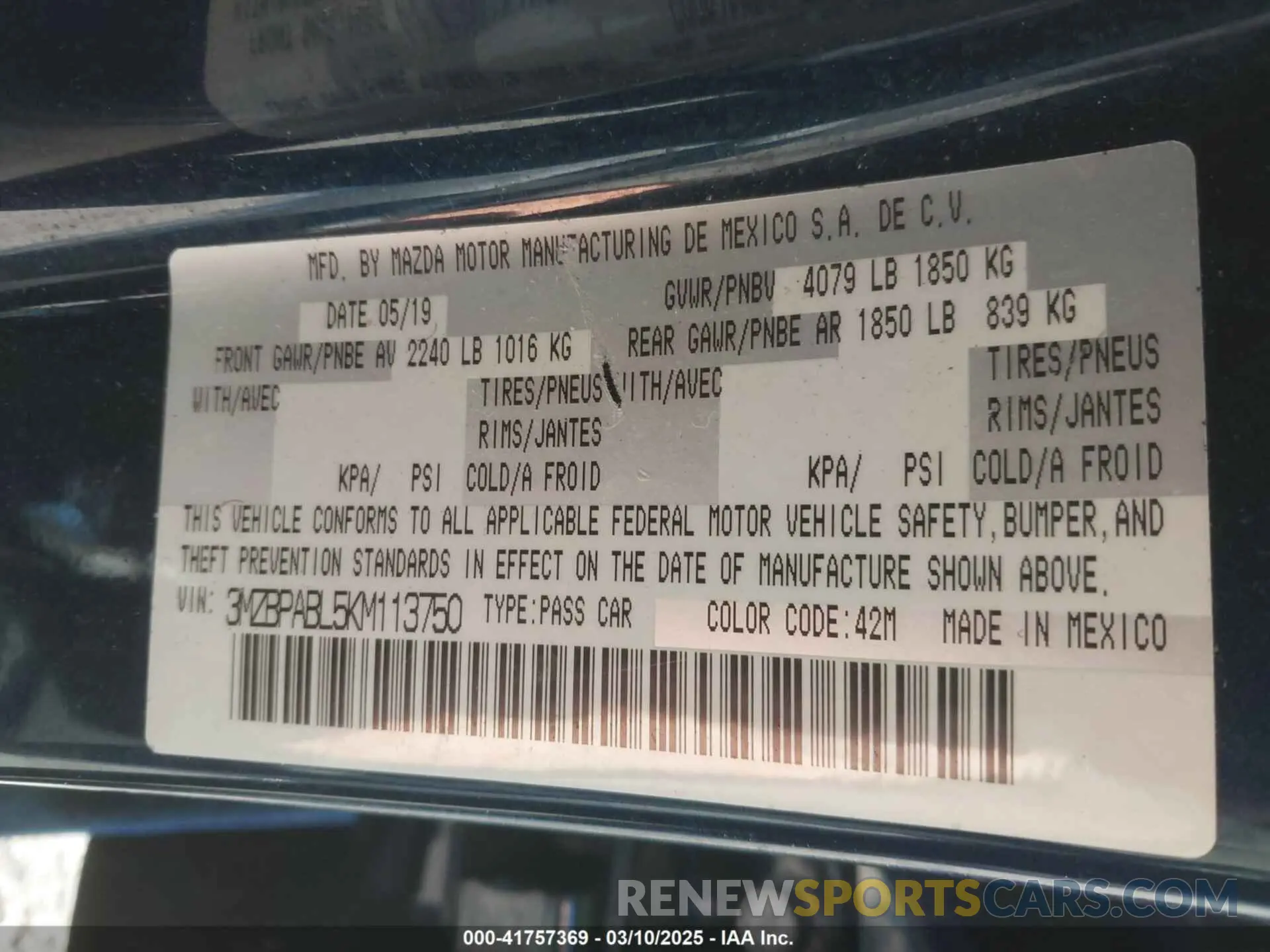 9 Photograph of a damaged car 3MZBPABL5KM113750 MAZDA MAZDA3 2019