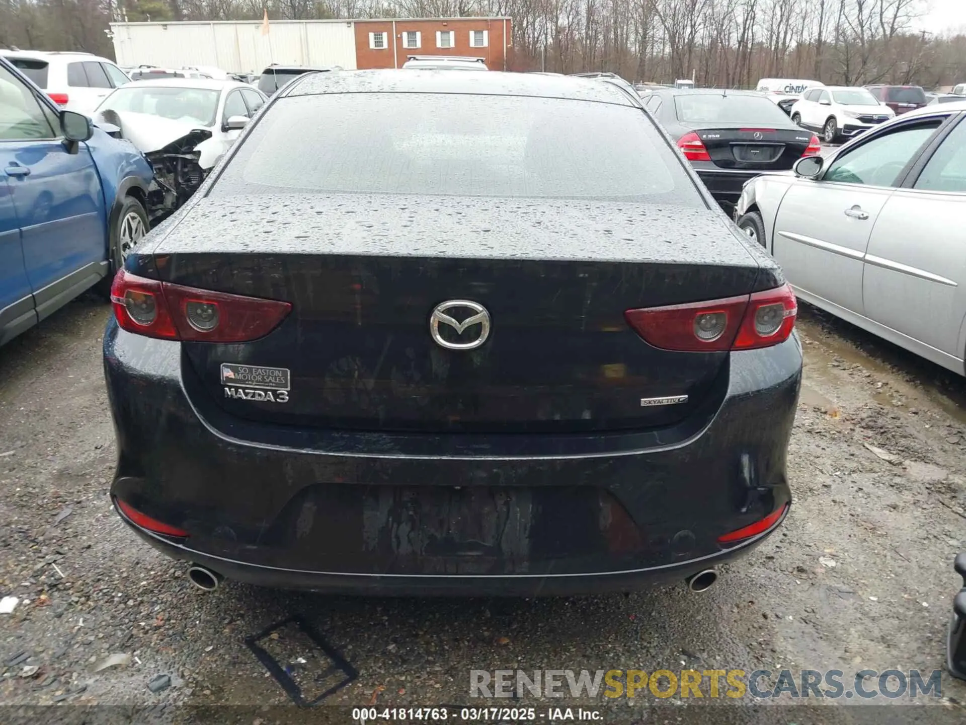 16 Photograph of a damaged car 3MZBPABL7KM110476 MAZDA MAZDA3 2019