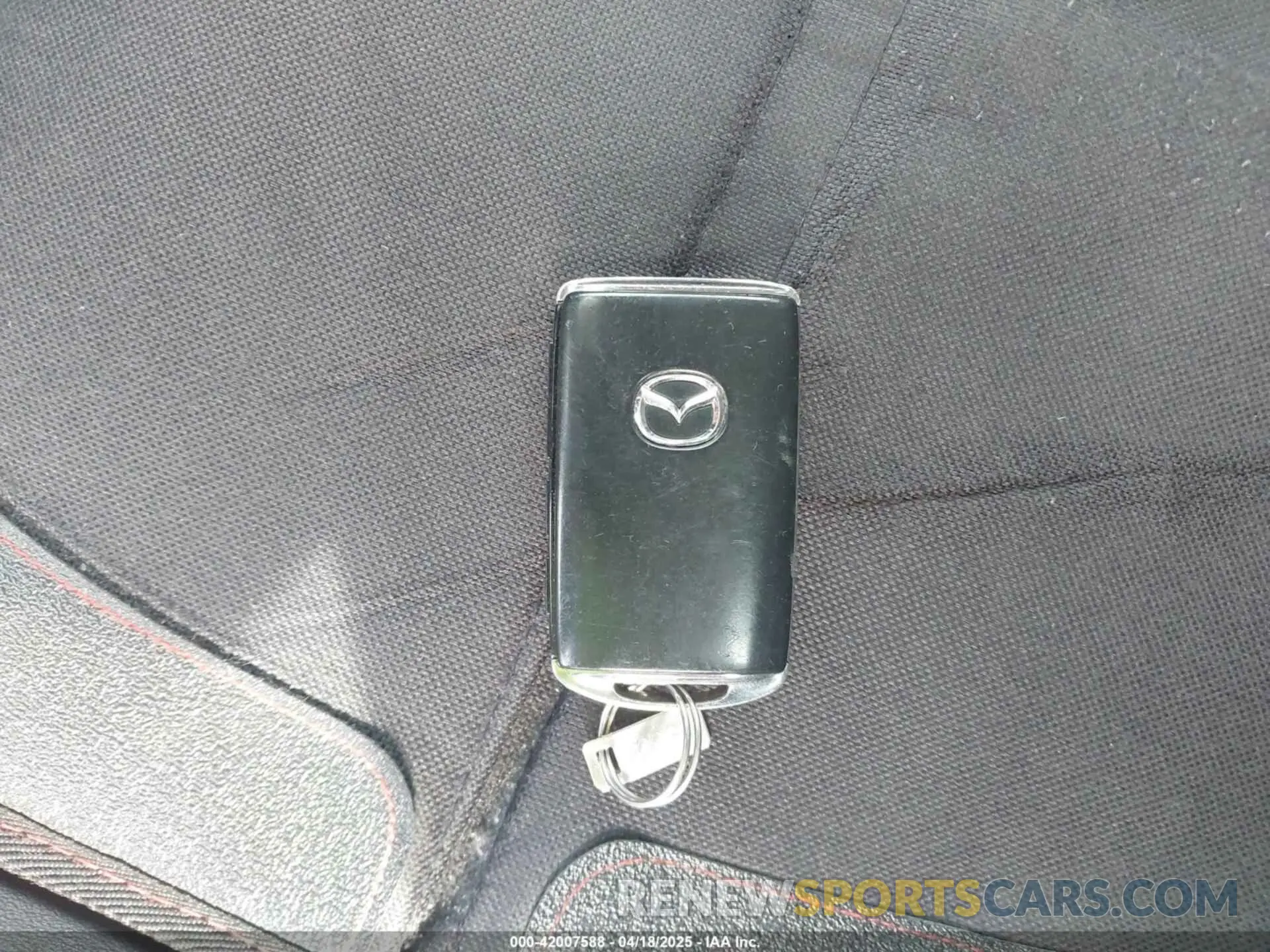 11 Photograph of a damaged car 3MZBPADL4KM106317 MAZDA MAZDA3 2019