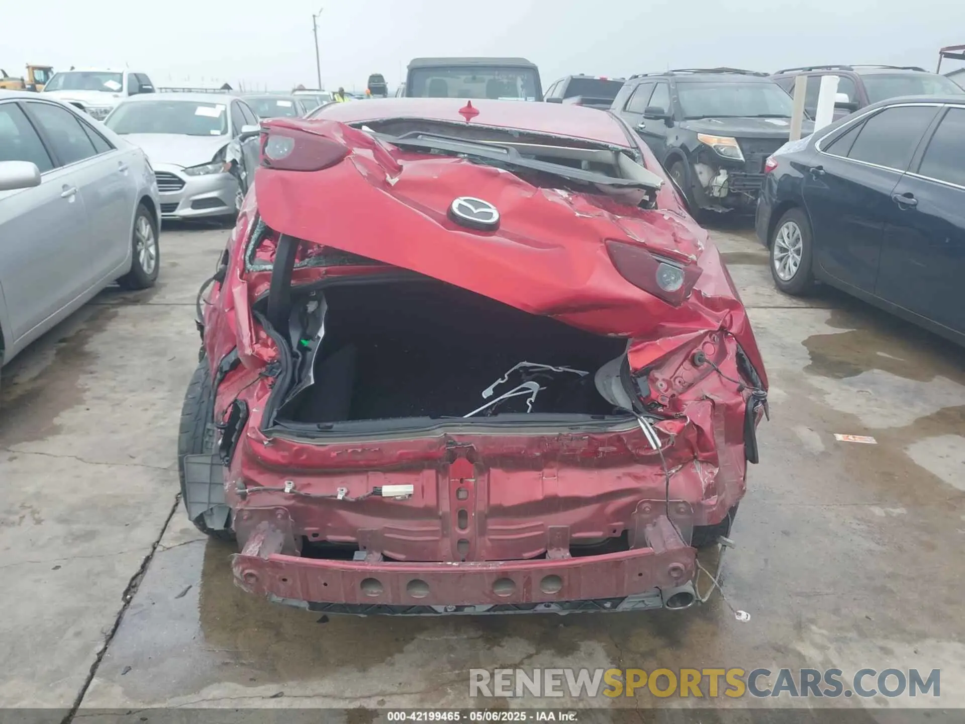 16 Photograph of a damaged car 3MZBPADL6KM112538 MAZDA MAZDA3 2019