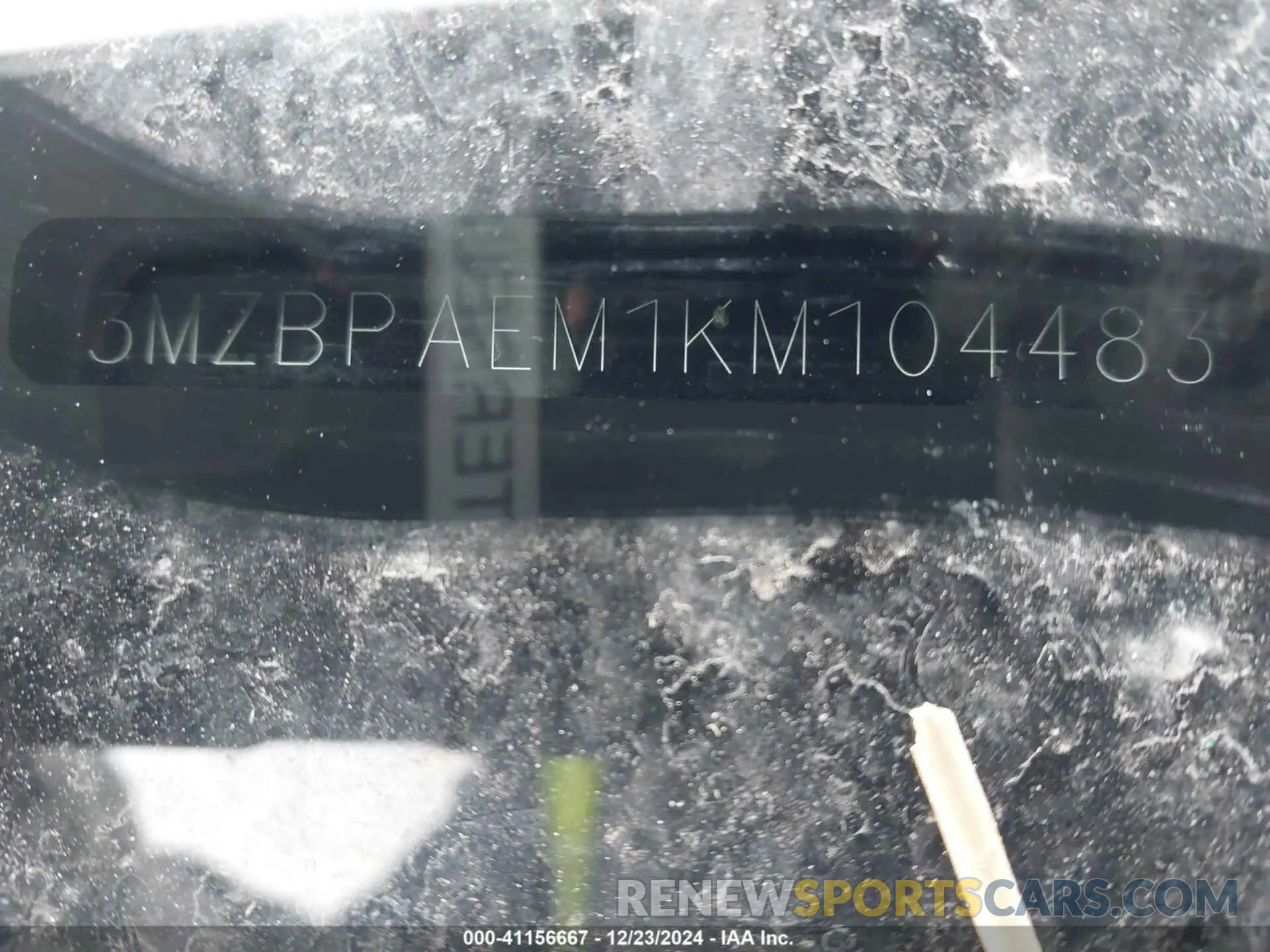 9 Photograph of a damaged car 3MZBPAEM1KM104483 MAZDA MAZDA3 2019