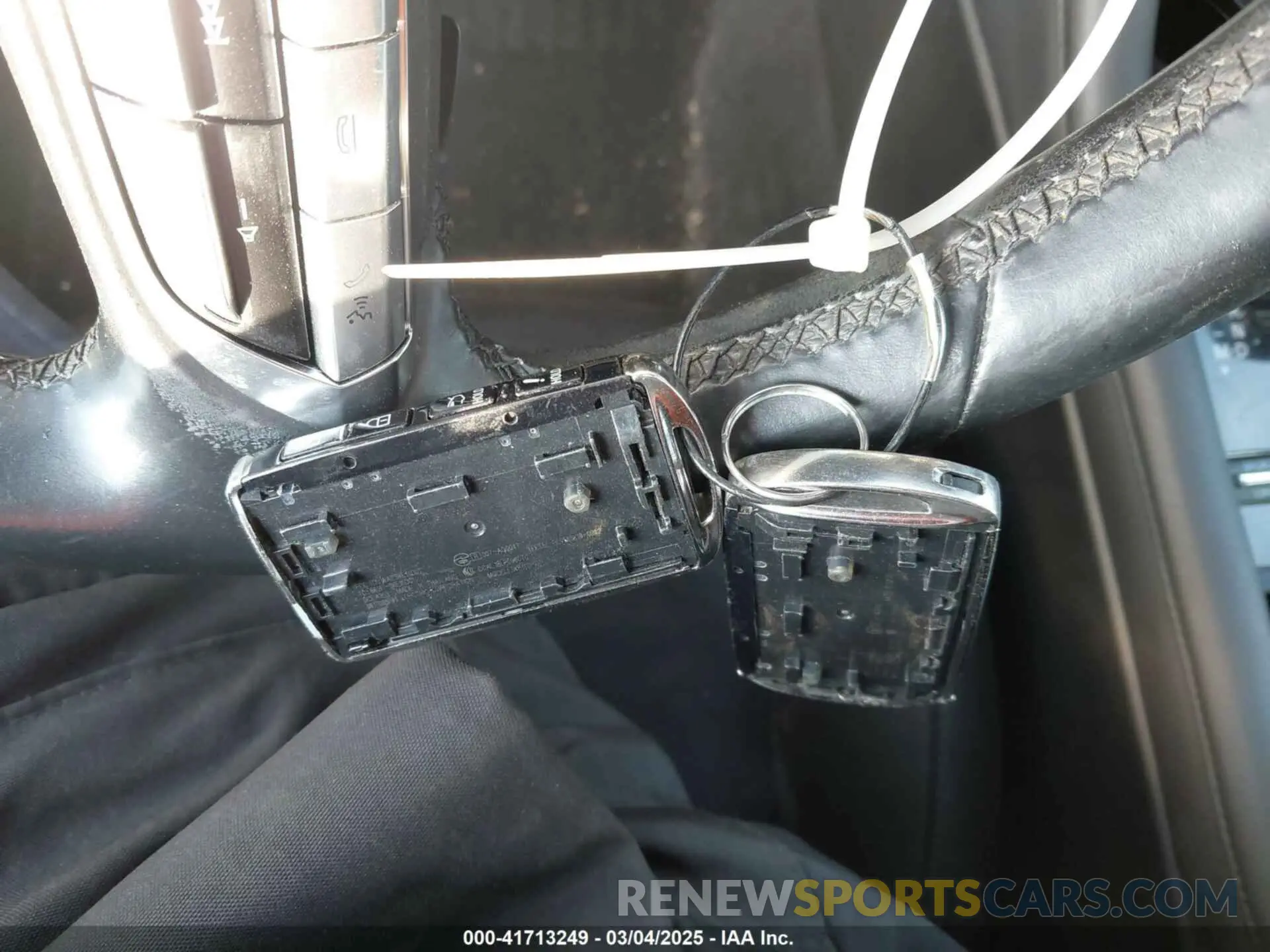 11 Photograph of a damaged car 3MZBPAEM9KM102013 MAZDA MAZDA3 2019