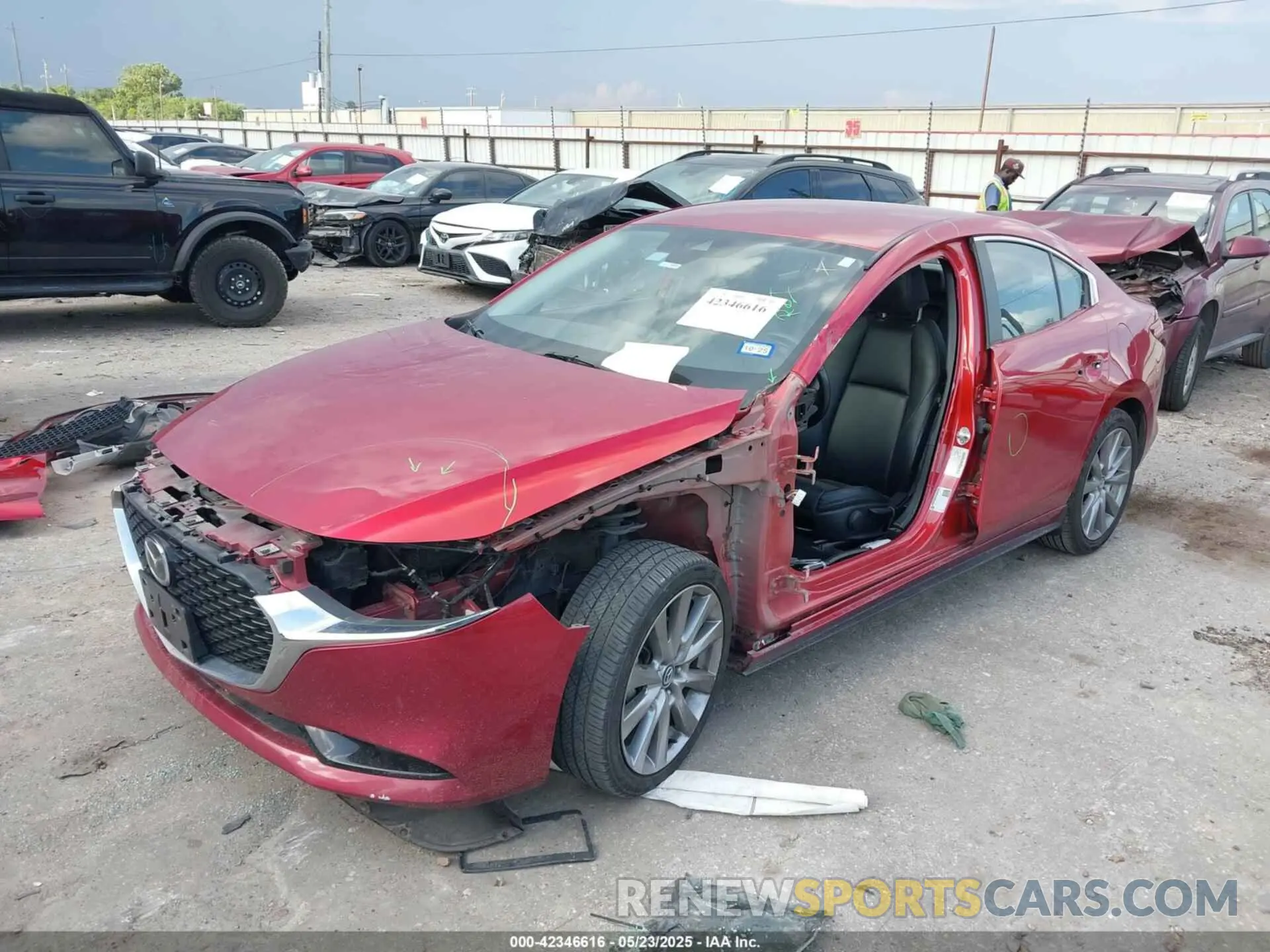2 Photograph of a damaged car JM1BPACL0K1111094 MAZDA MAZDA3 2019