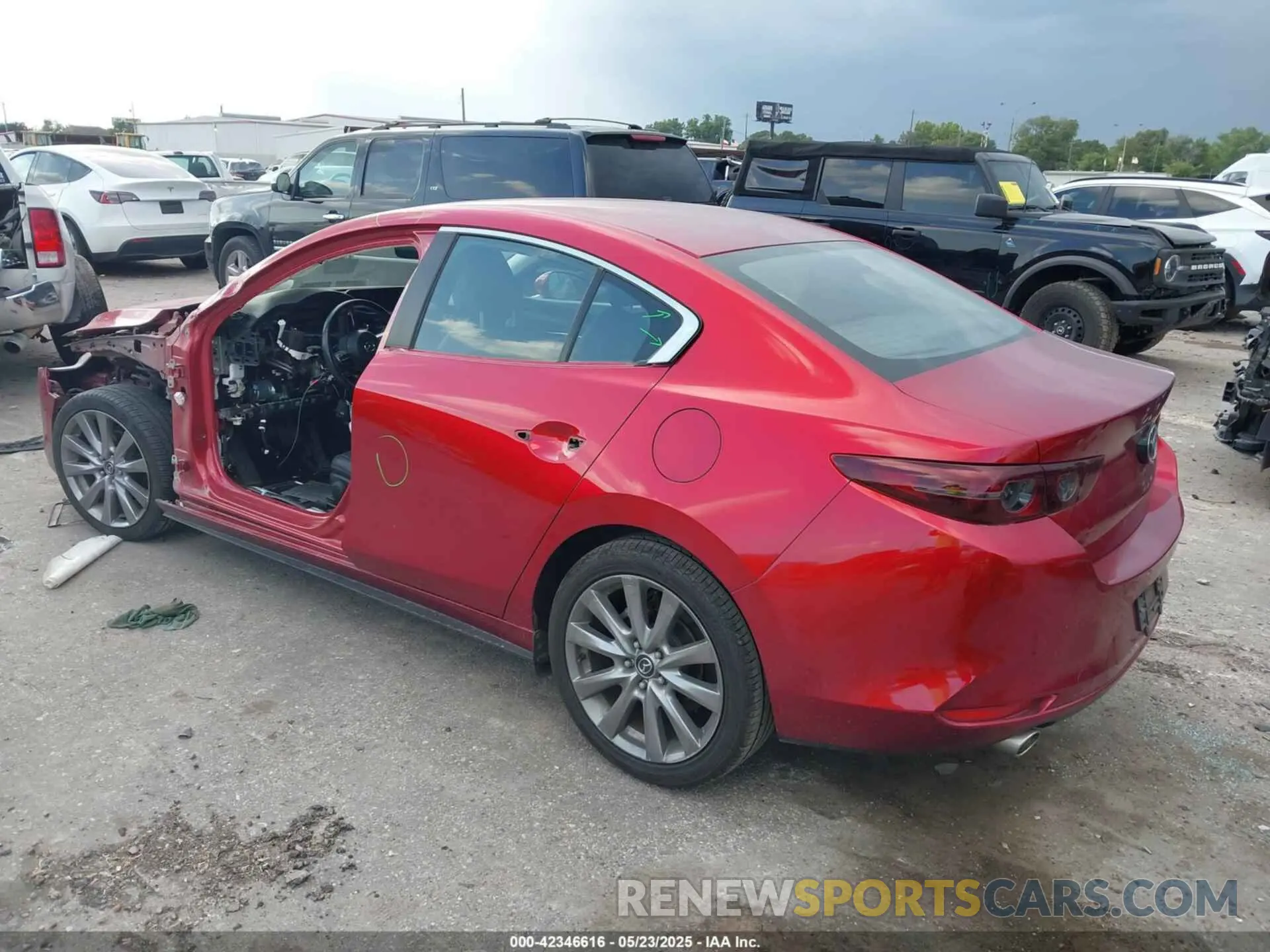 3 Photograph of a damaged car JM1BPACL0K1111094 MAZDA MAZDA3 2019