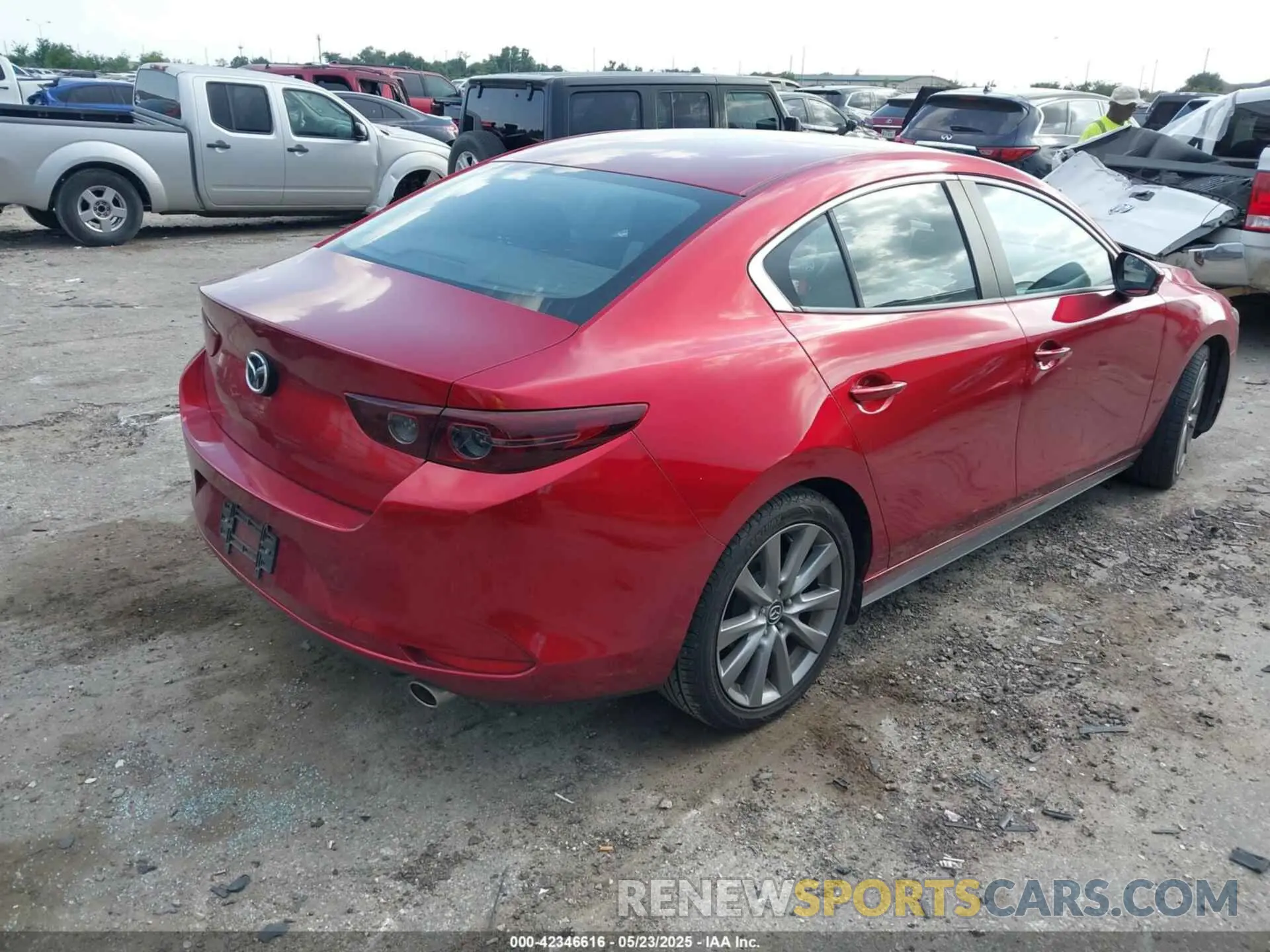 4 Photograph of a damaged car JM1BPACL0K1111094 MAZDA MAZDA3 2019