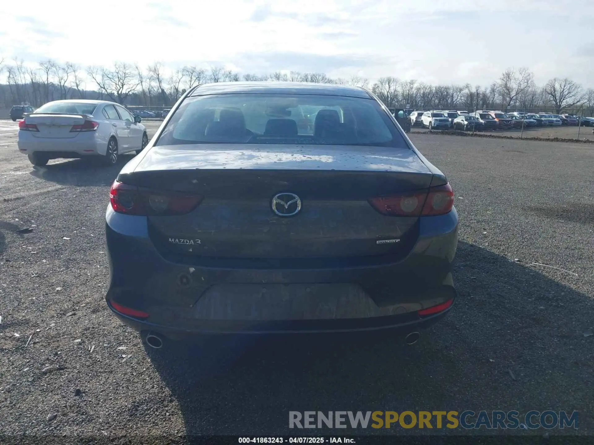 17 Photograph of a damaged car JM1BPACL1K1109354 MAZDA MAZDA3 2019