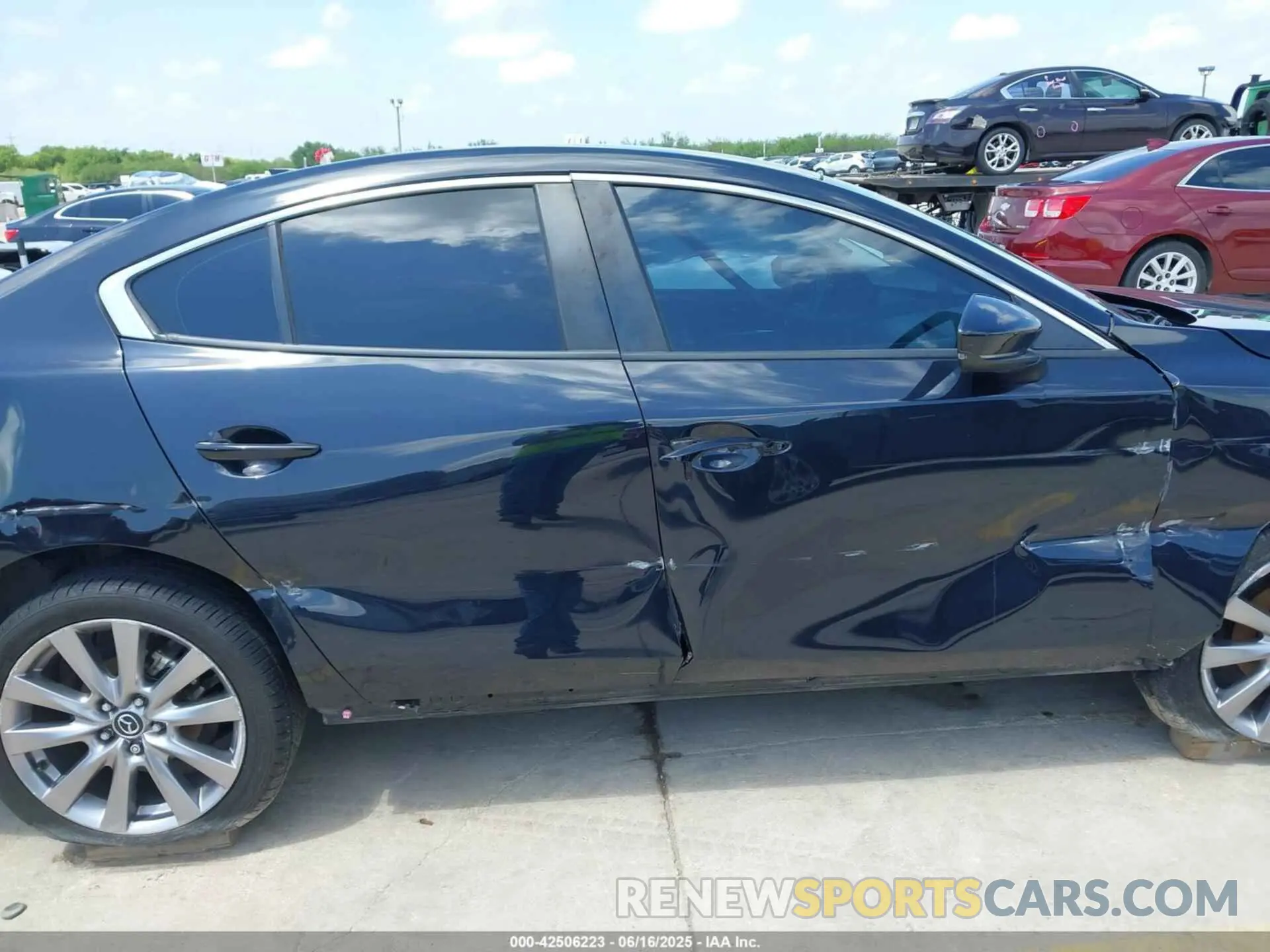 12 Photograph of a damaged car JM1BPACL4K1110174 MAZDA MAZDA3 2019