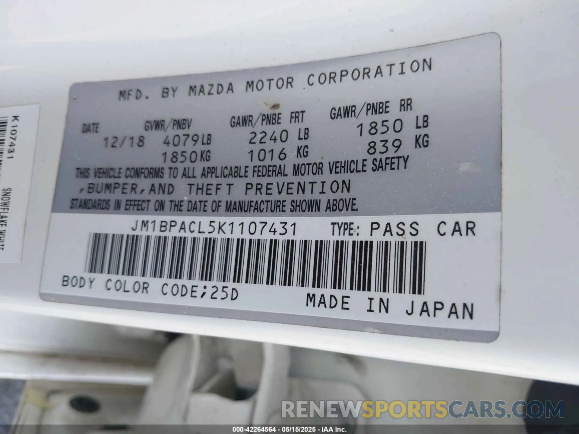 9 Photograph of a damaged car JM1BPACL5K1107431 MAZDA MAZDA3 2019