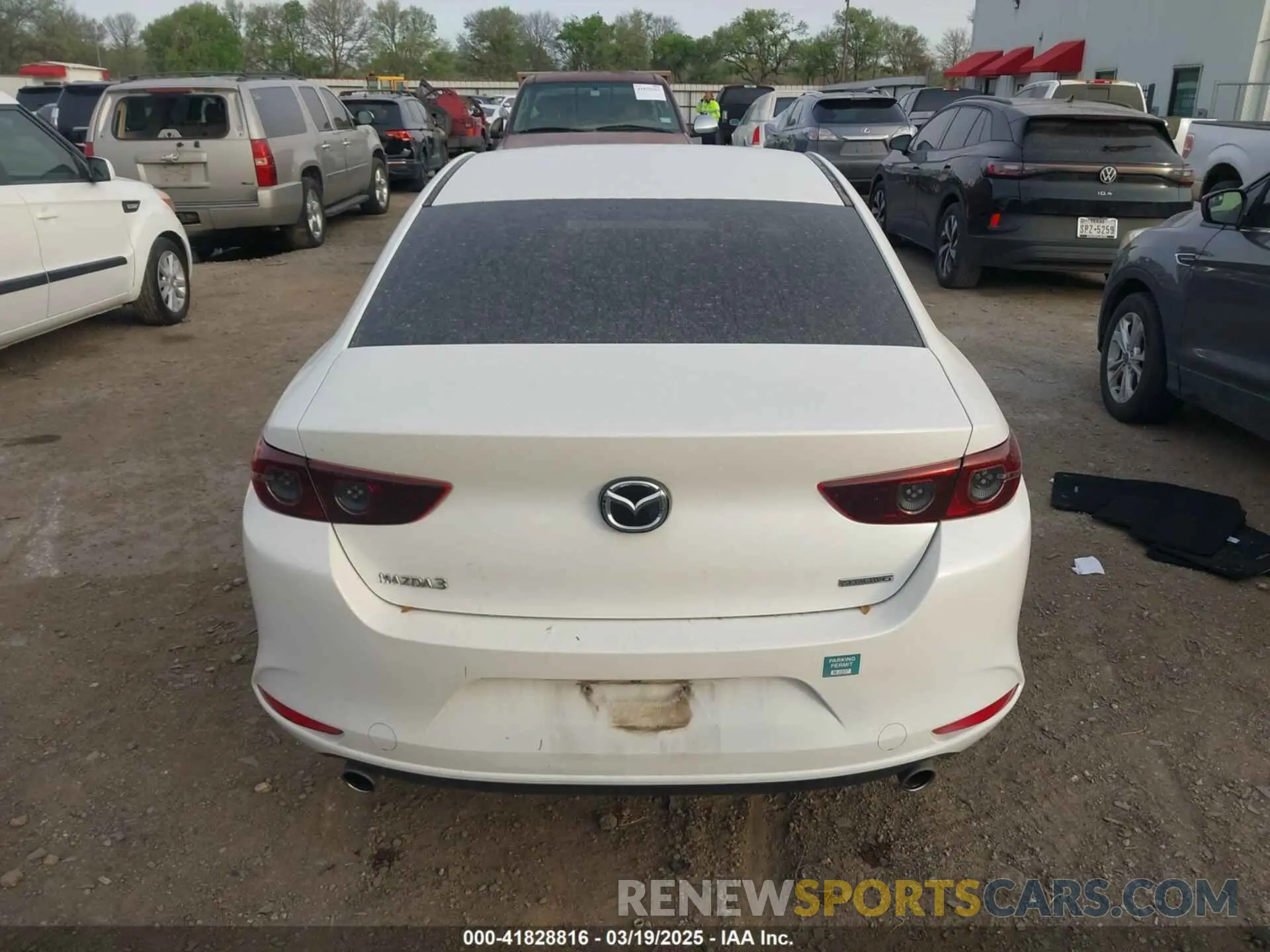 16 Photograph of a damaged car JM1BPACL6K1109964 MAZDA MAZDA3 2019