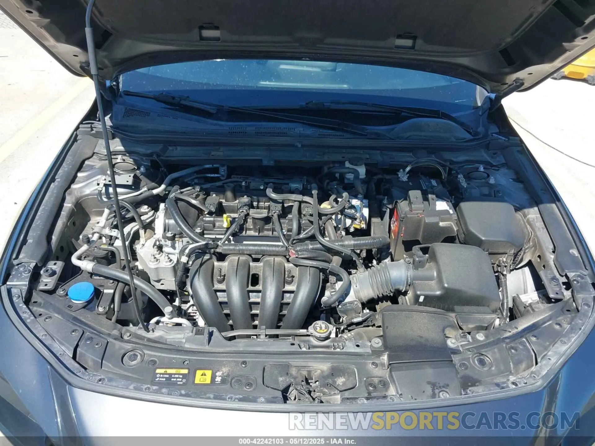10 Photograph of a damaged car JM1BPAJM4K1117914 MAZDA MAZDA3 2019