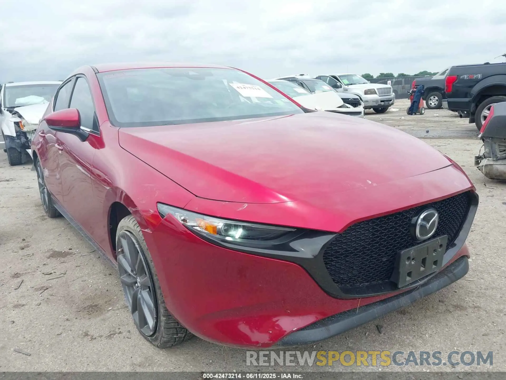 1 Photograph of a damaged car JM1BPAJM7K1133105 MAZDA MAZDA3 2019