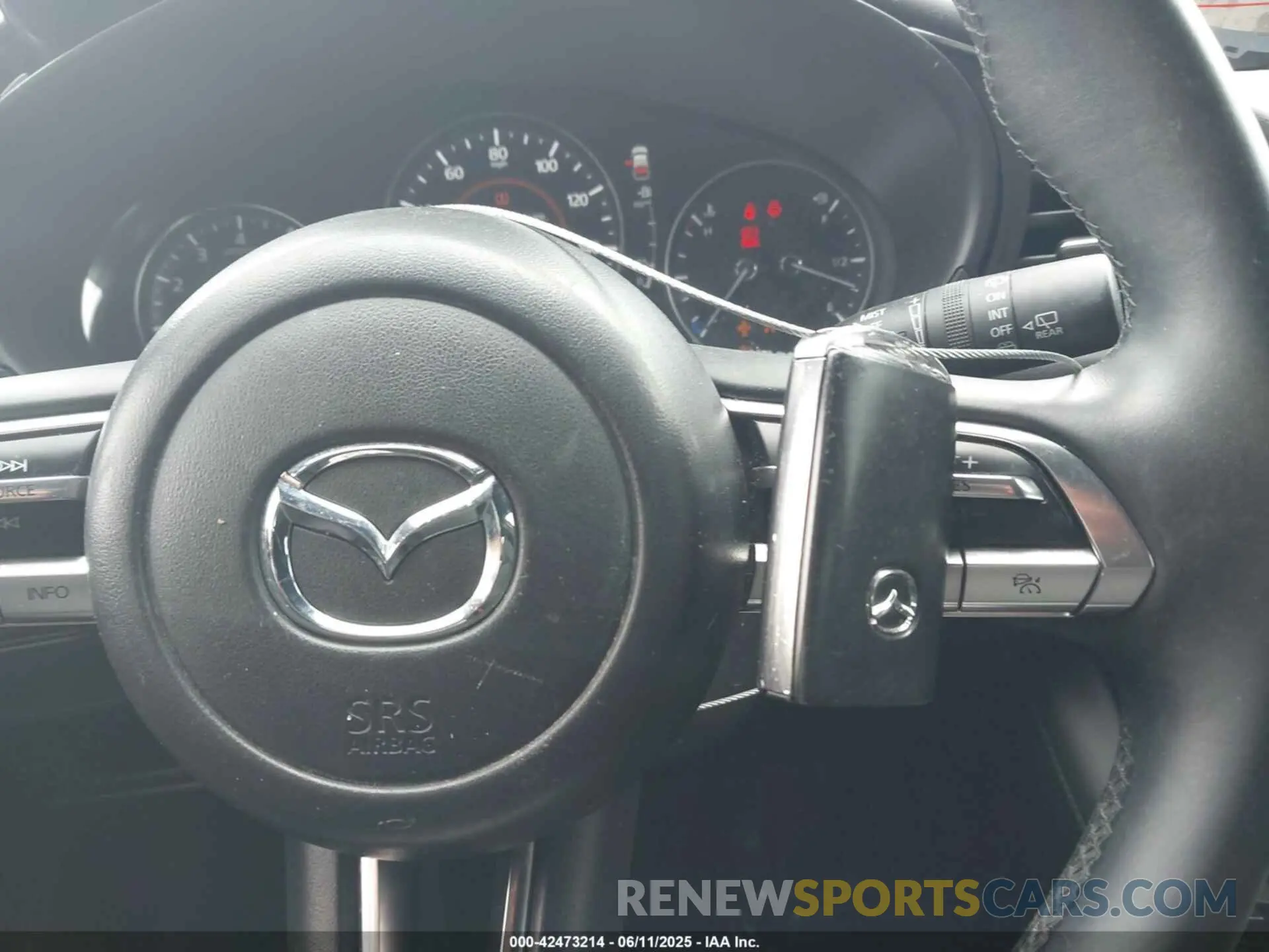11 Photograph of a damaged car JM1BPAJM7K1133105 MAZDA MAZDA3 2019