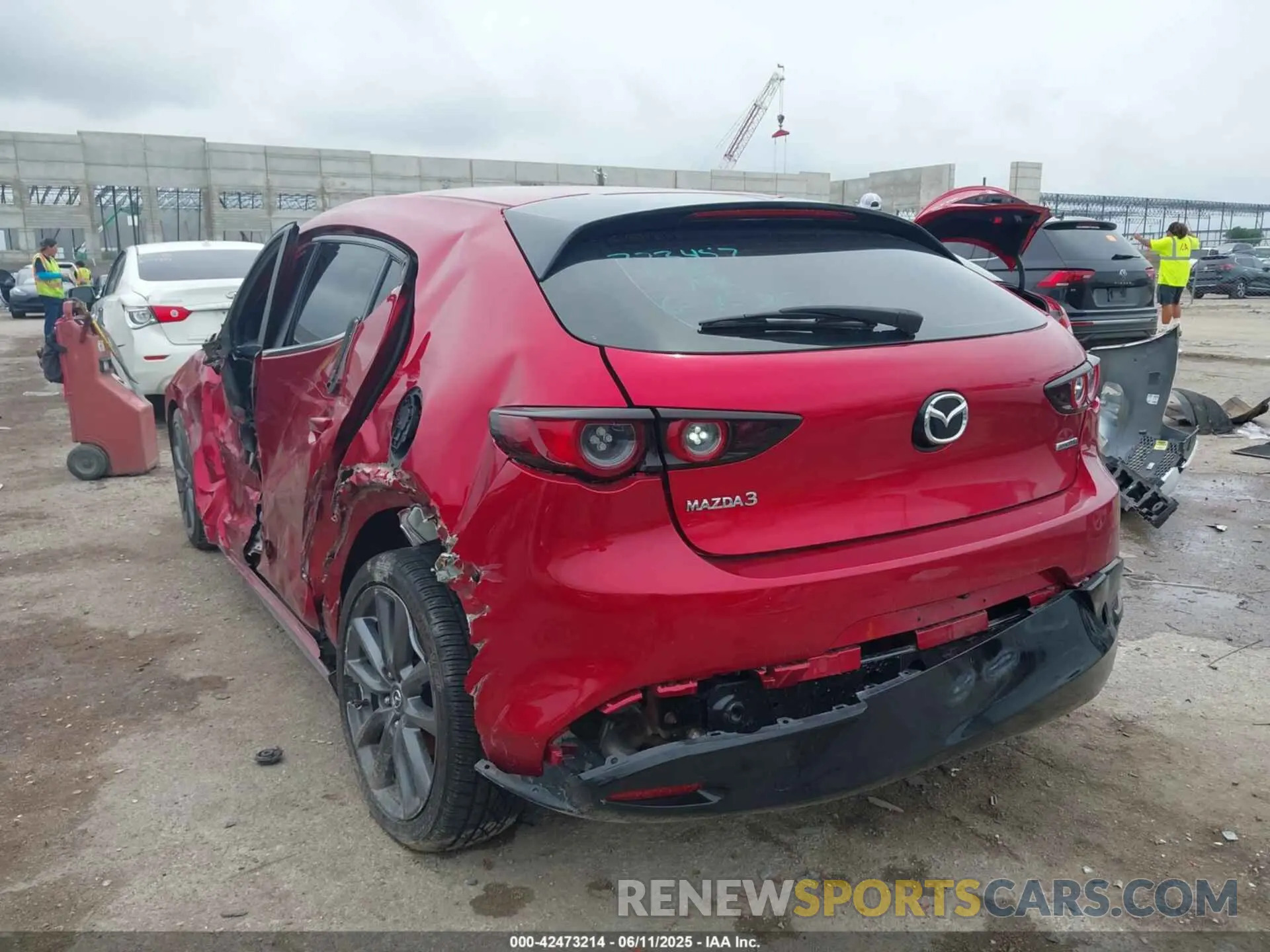 3 Photograph of a damaged car JM1BPAJM7K1133105 MAZDA MAZDA3 2019