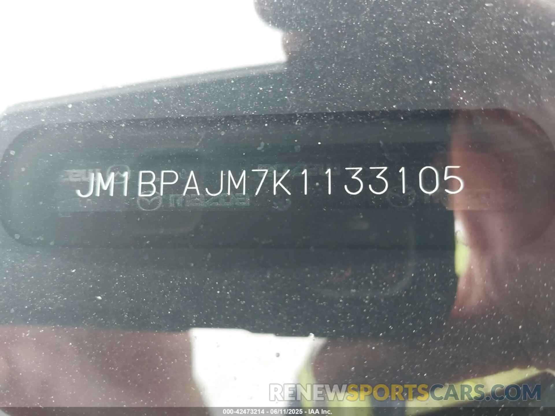 9 Photograph of a damaged car JM1BPAJM7K1133105 MAZDA MAZDA3 2019