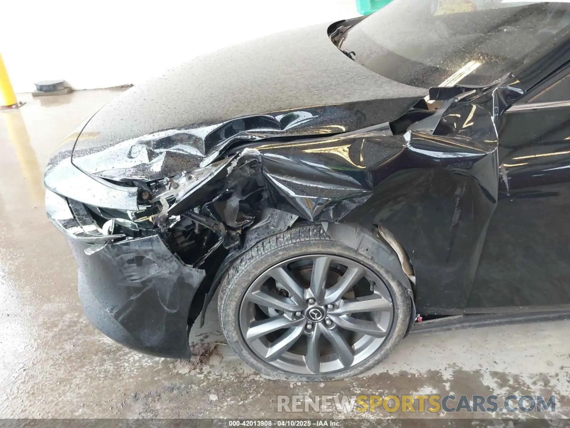 6 Photograph of a damaged car JM1BPAMM7K1142723 MAZDA MAZDA3 2019