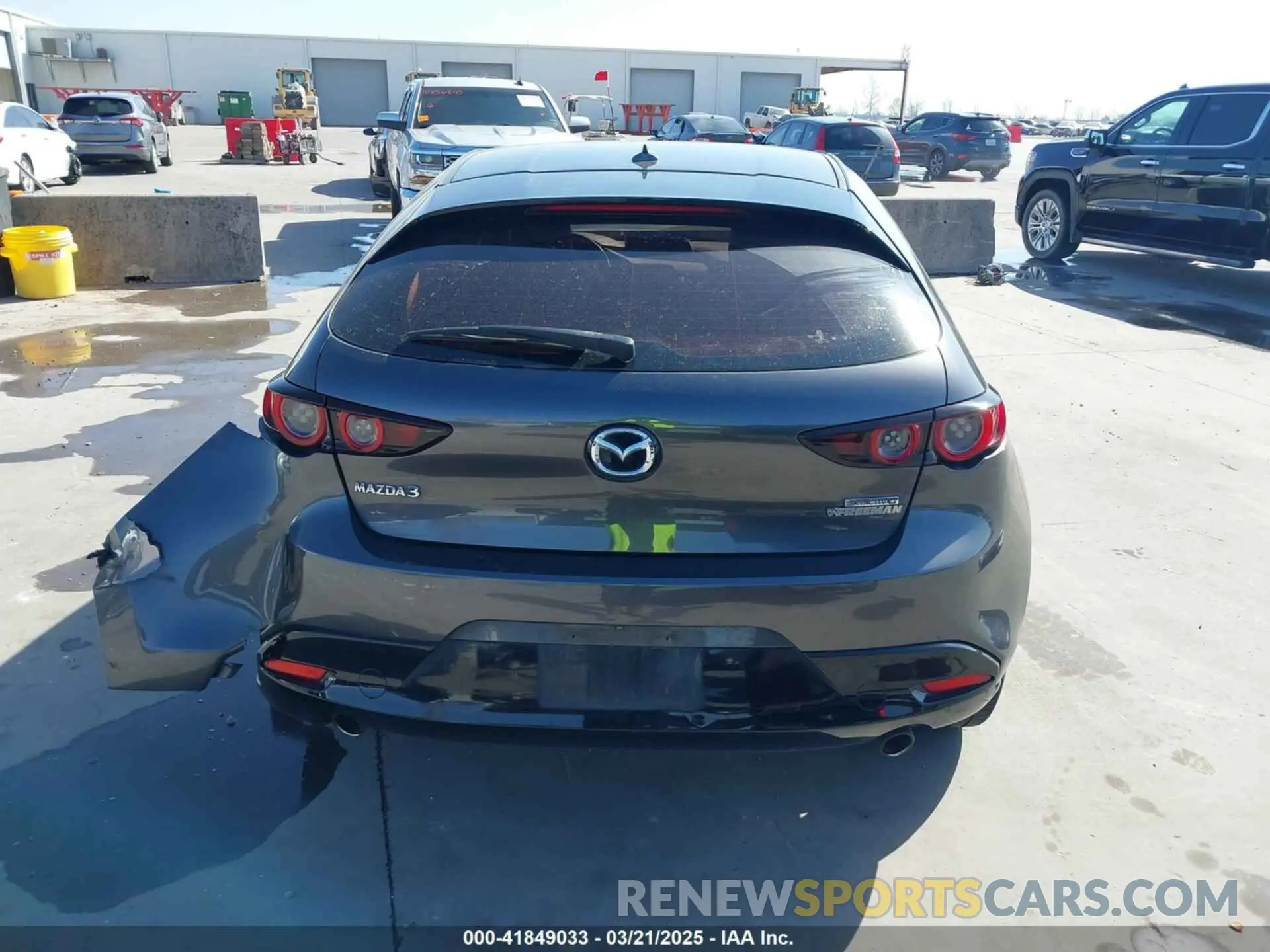 16 Photograph of a damaged car JM1BPAMM8K1120231 MAZDA MAZDA3 2019
