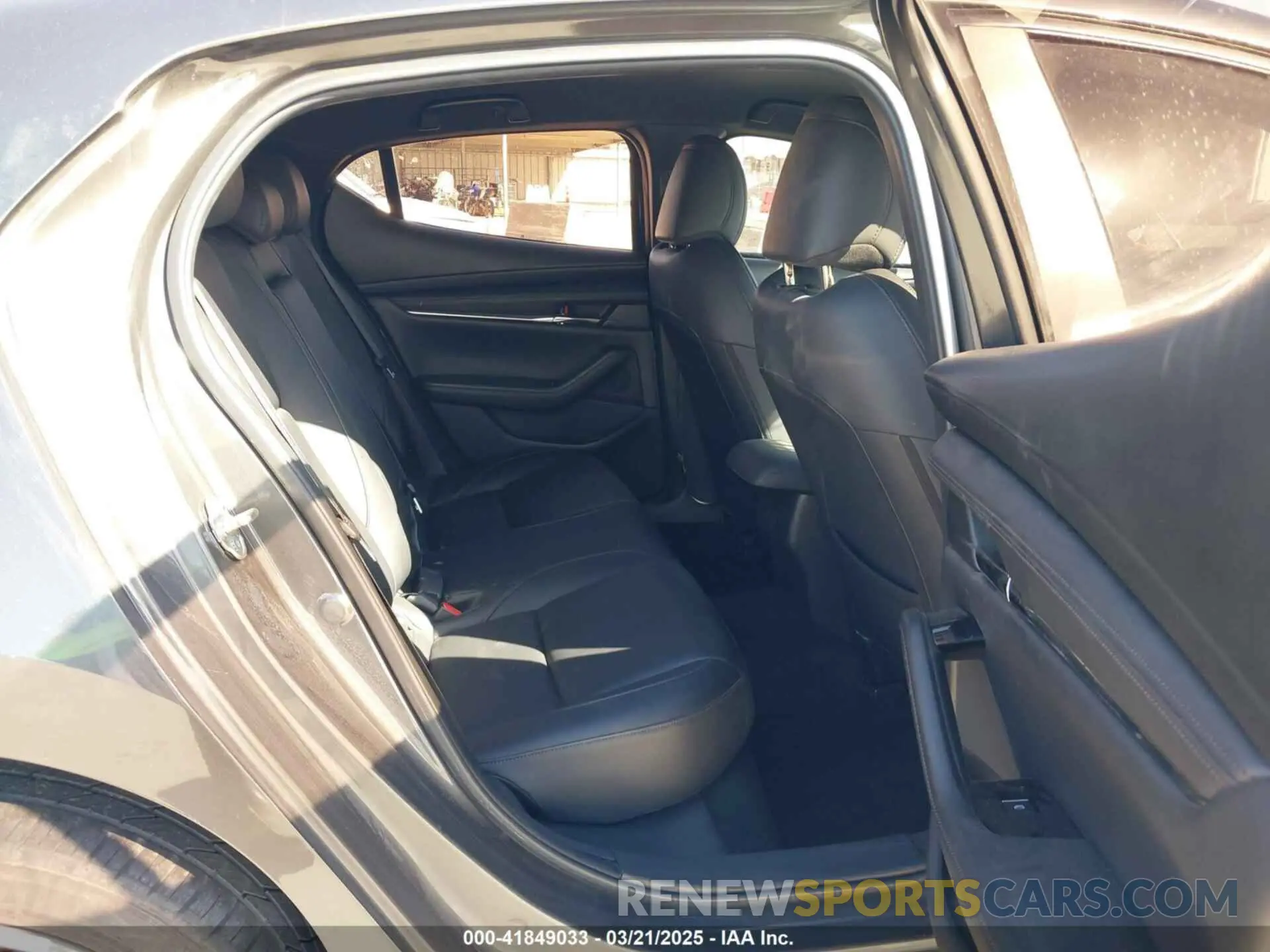 8 Photograph of a damaged car JM1BPAMM8K1120231 MAZDA MAZDA3 2019