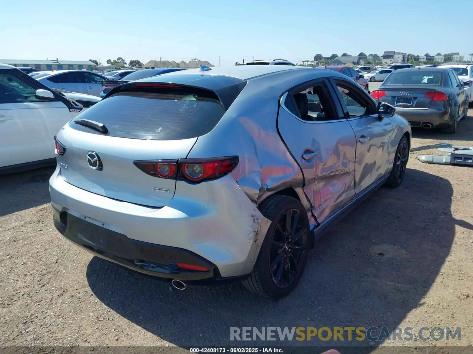 4 Photograph of a damaged car JM1BPANM1K1116441 MAZDA MAZDA3 2019