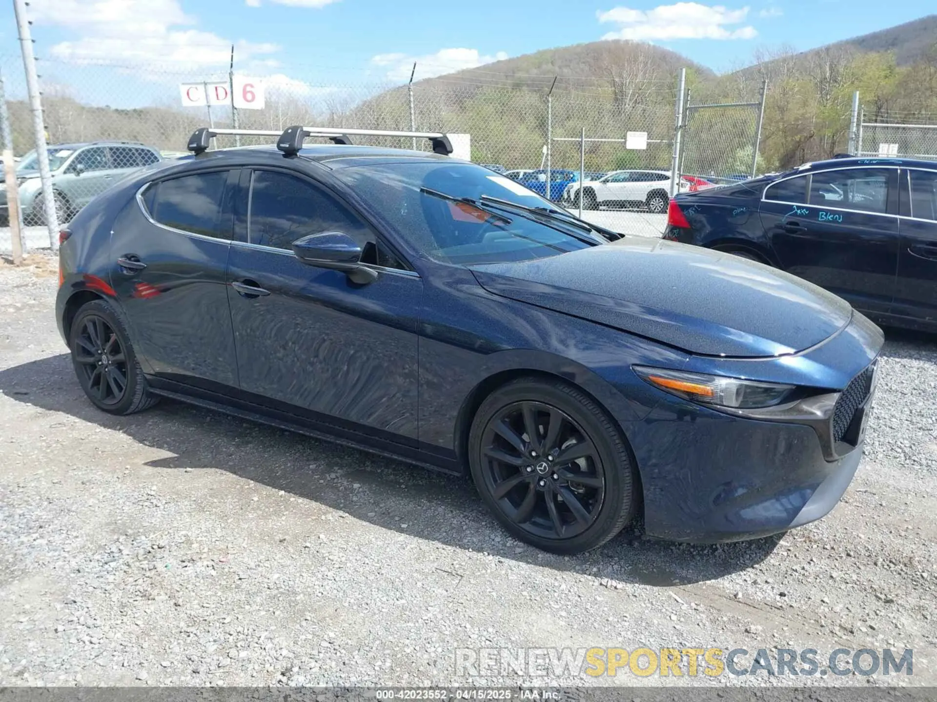 1 Photograph of a damaged car JM1BPANMXK1140768 MAZDA MAZDA3 2019