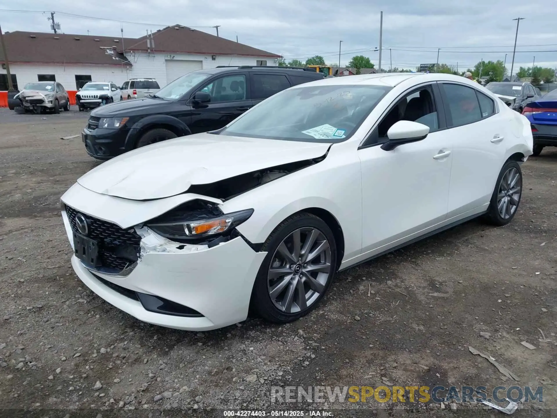 2 Photograph of a damaged car JM1BPBDM1K1116172 MAZDA MAZDA3 2019