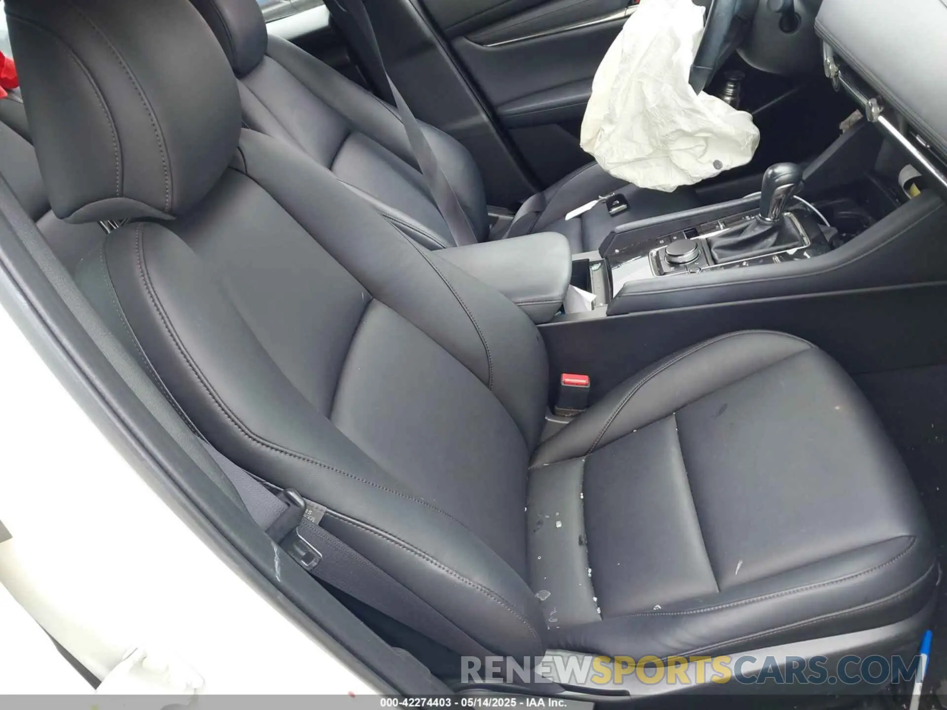 5 Photograph of a damaged car JM1BPBDM1K1116172 MAZDA MAZDA3 2019
