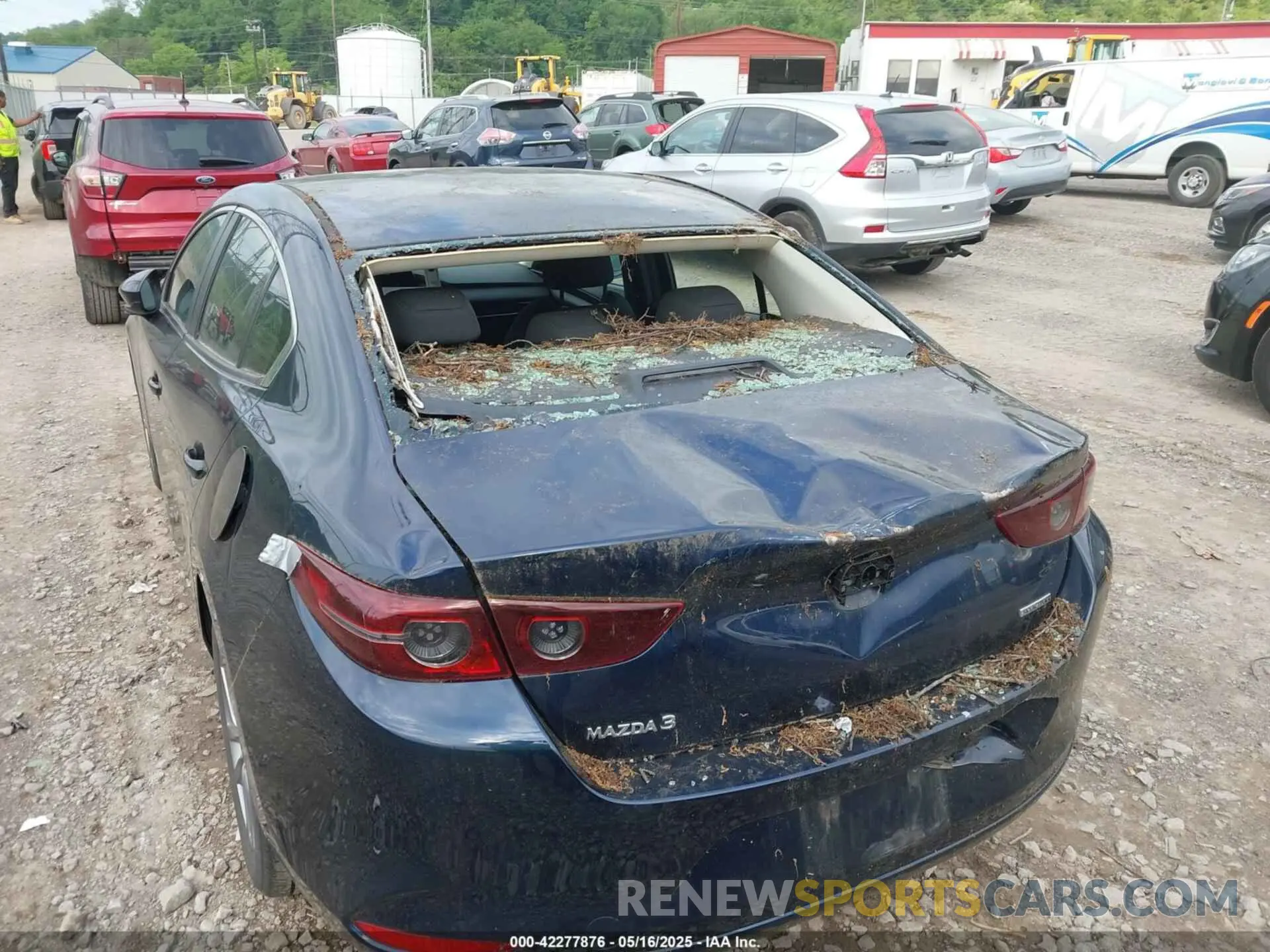 6 Photograph of a damaged car 3MZBPABL1LM129851 MAZDA MAZDA3 2020