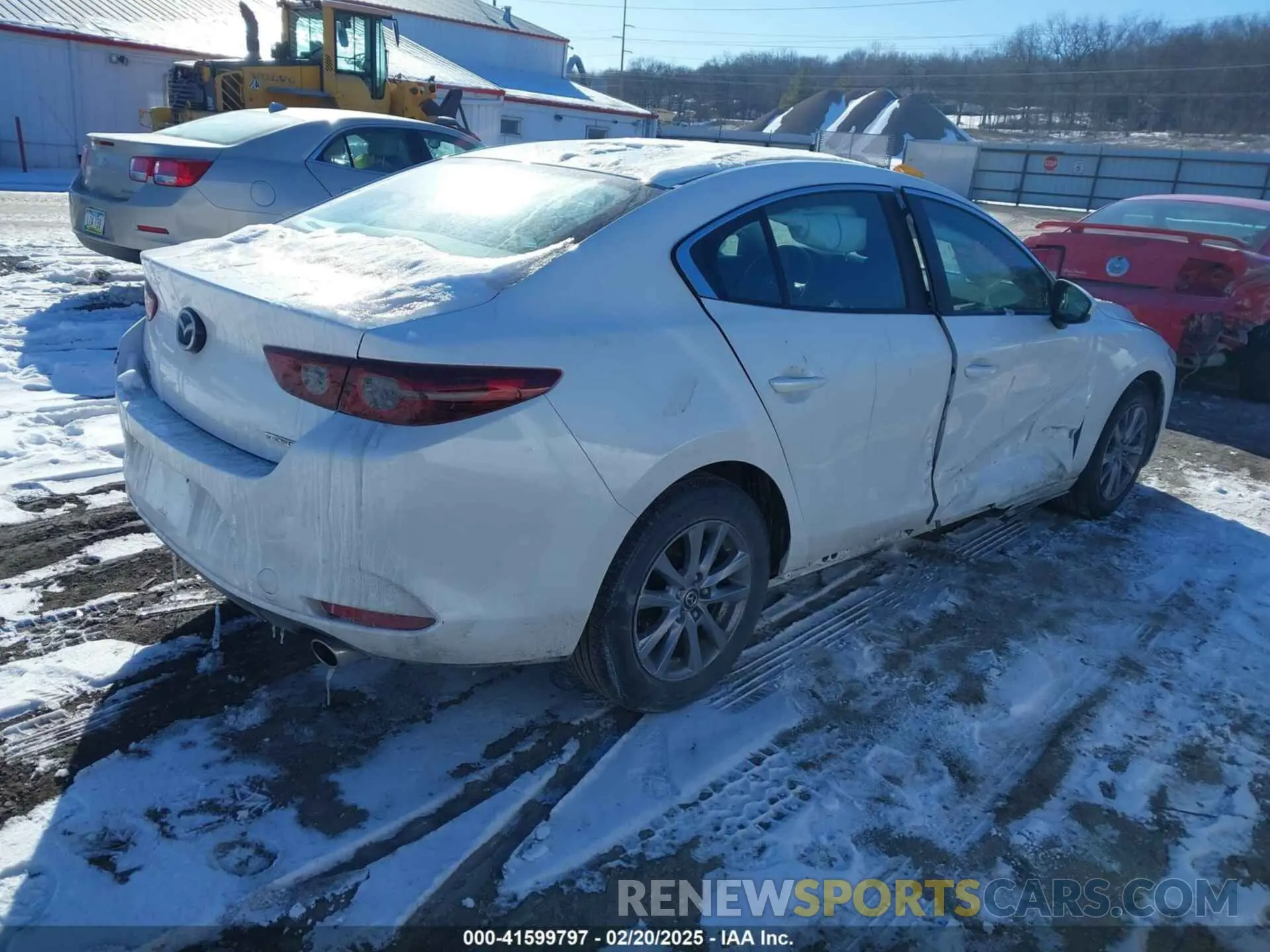 4 Photograph of a damaged car 3MZBPABL2LM122620 MAZDA MAZDA3 2020