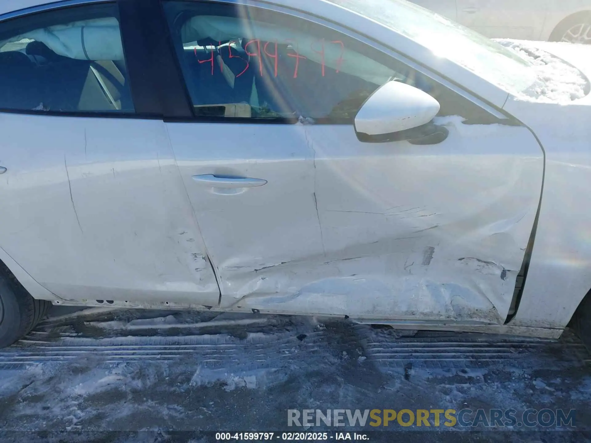 6 Photograph of a damaged car 3MZBPABL2LM122620 MAZDA MAZDA3 2020