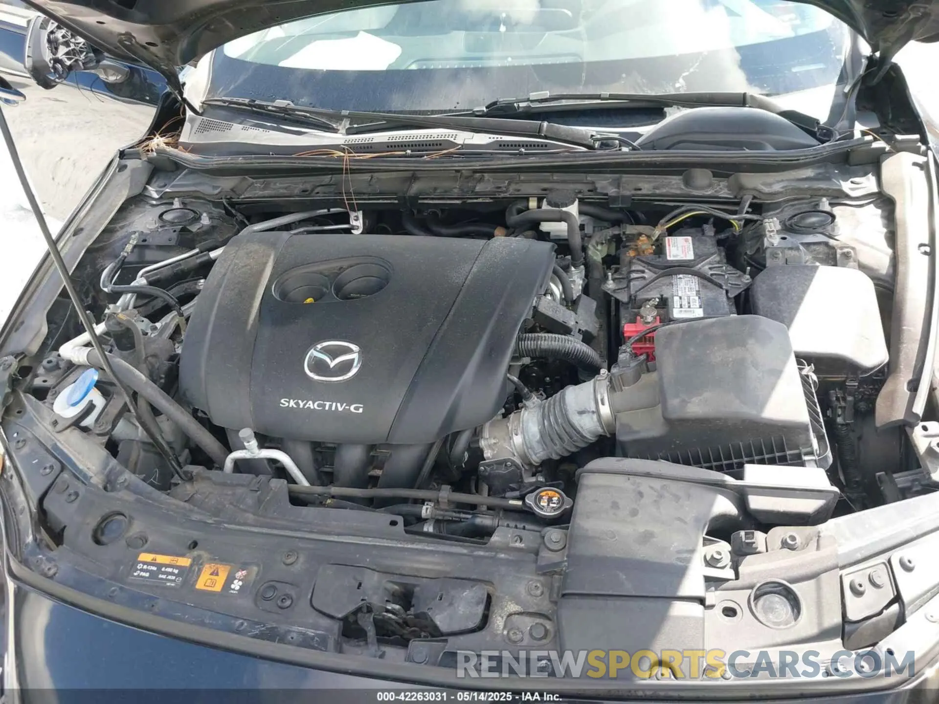 10 Photograph of a damaged car 3MZBPACL5LM135148 MAZDA MAZDA3 2020