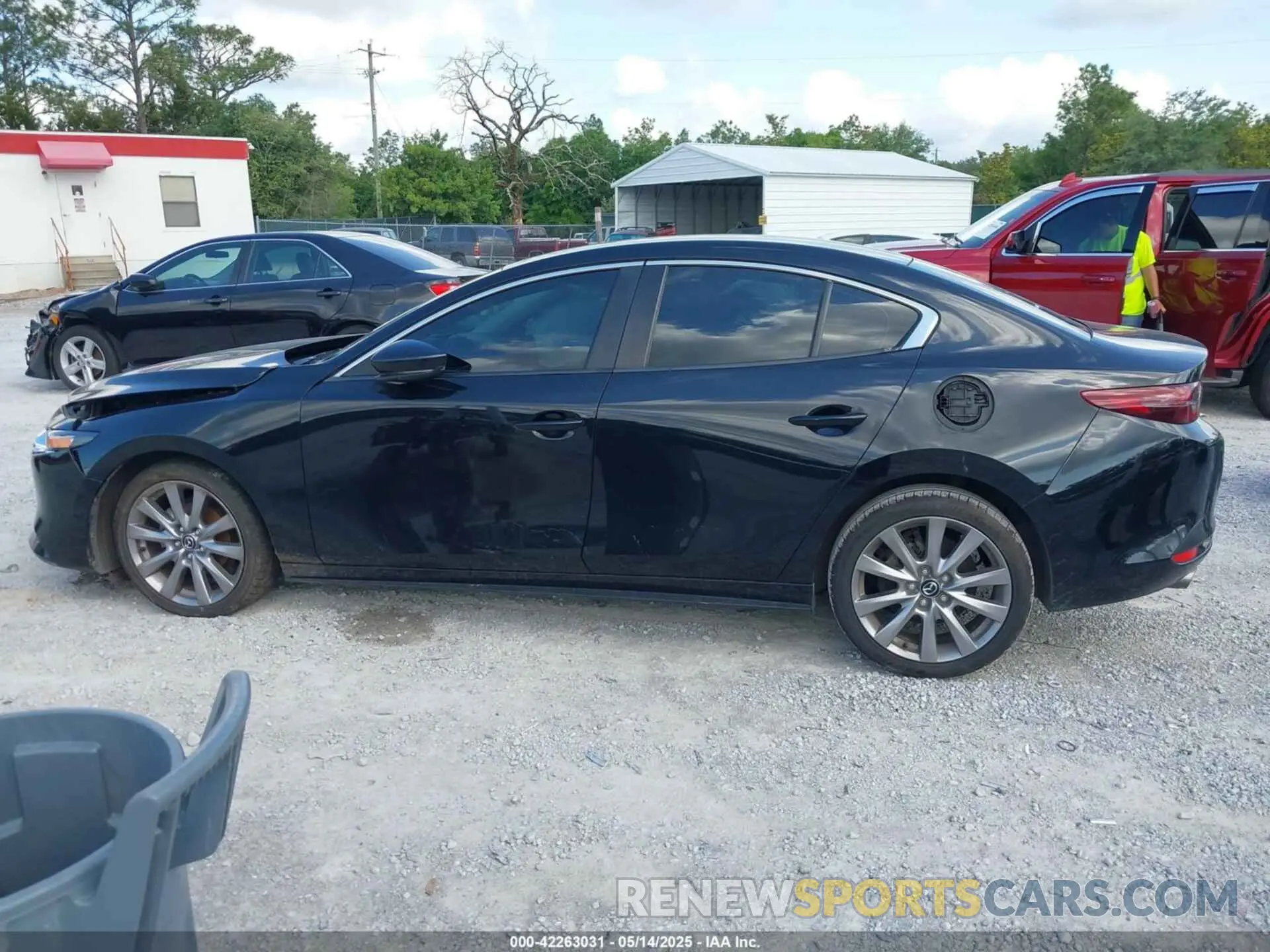 15 Photograph of a damaged car 3MZBPACL5LM135148 MAZDA MAZDA3 2020