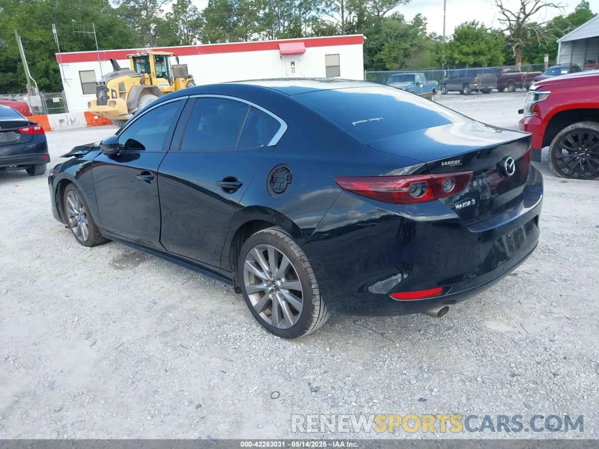 3 Photograph of a damaged car 3MZBPACL5LM135148 MAZDA MAZDA3 2020