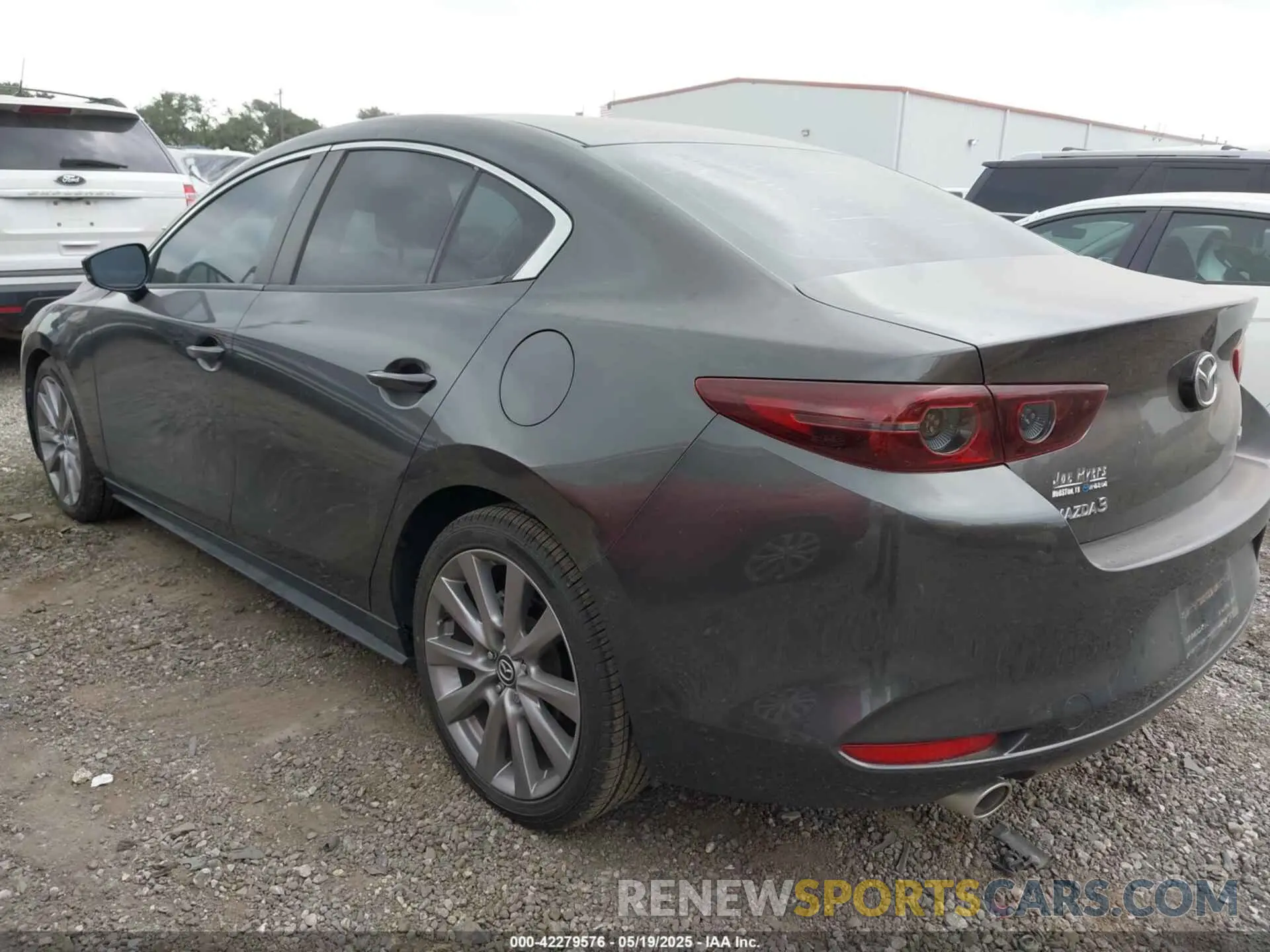 3 Photograph of a damaged car 3MZBPACL6LM130136 MAZDA MAZDA3 2020
