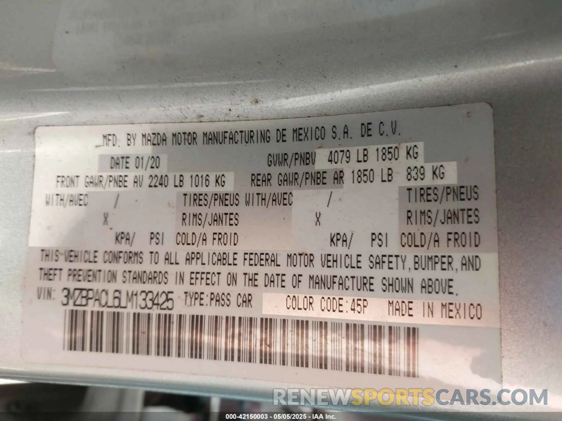 9 Photograph of a damaged car 3MZBPACL6LM133425 MAZDA MAZDA3 2020