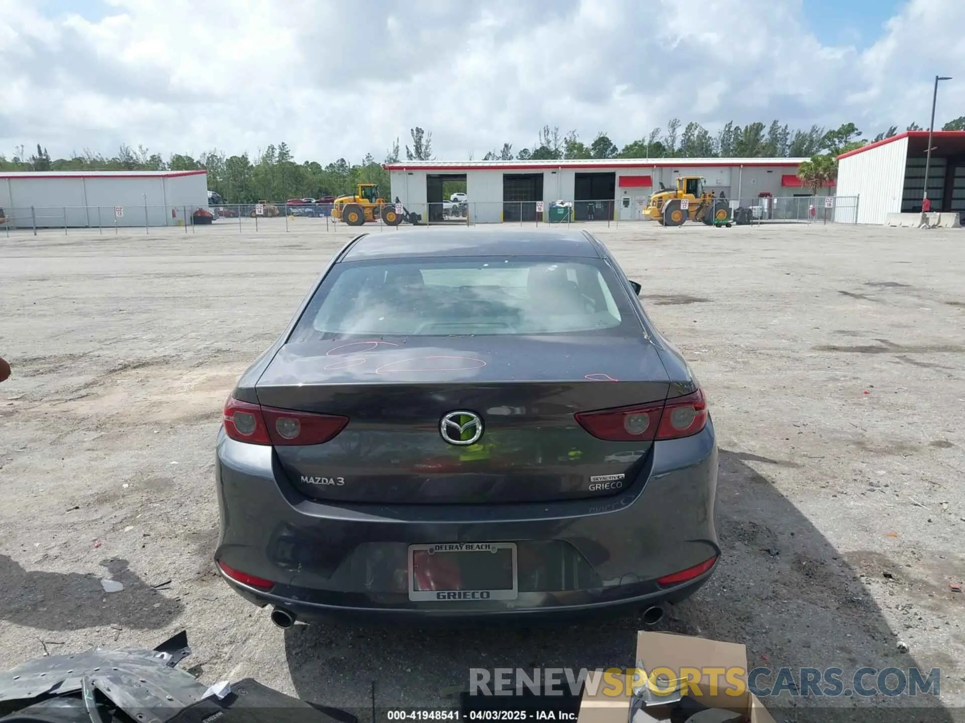 16 Photograph of a damaged car 3MZBPACL9LM127098 MAZDA MAZDA3 2020