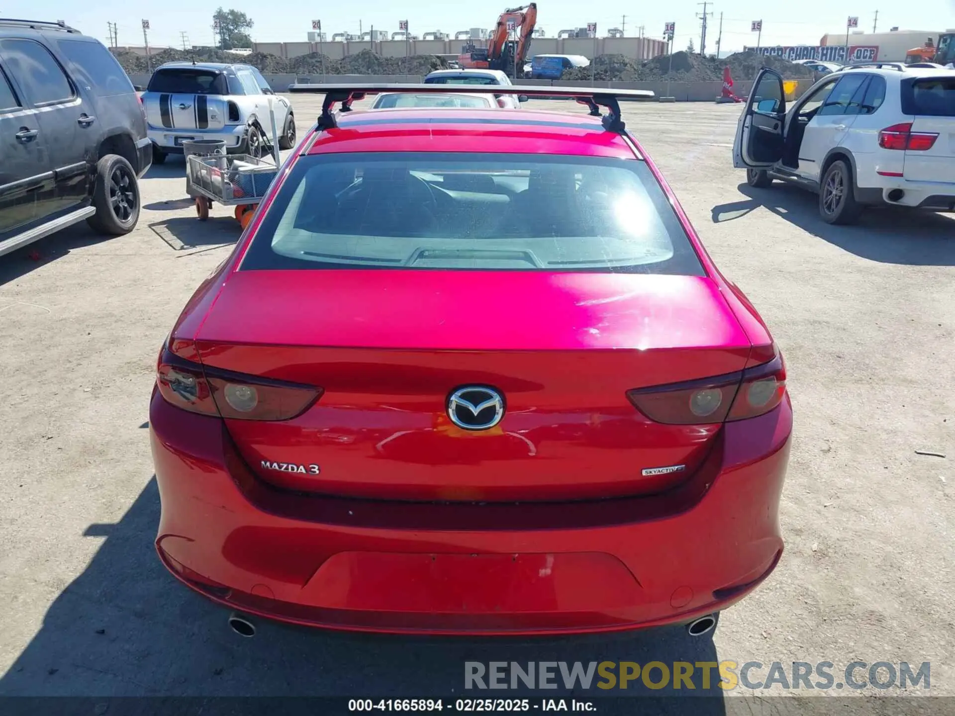 17 Photograph of a damaged car 3MZBPACLXLM129233 MAZDA MAZDA3 2020