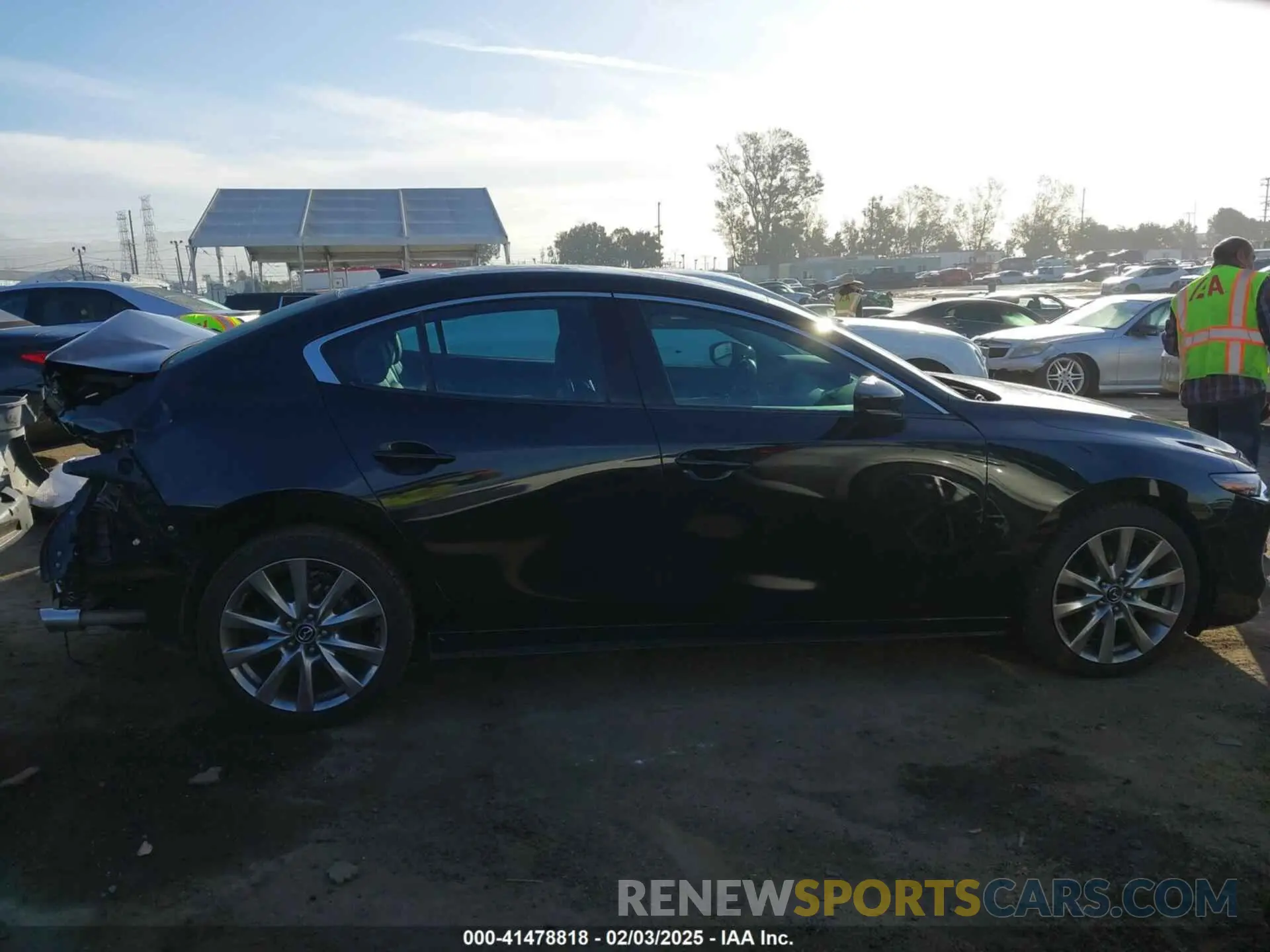 14 Photograph of a damaged car 3MZBPAEM2LM124405 MAZDA MAZDA3 2020