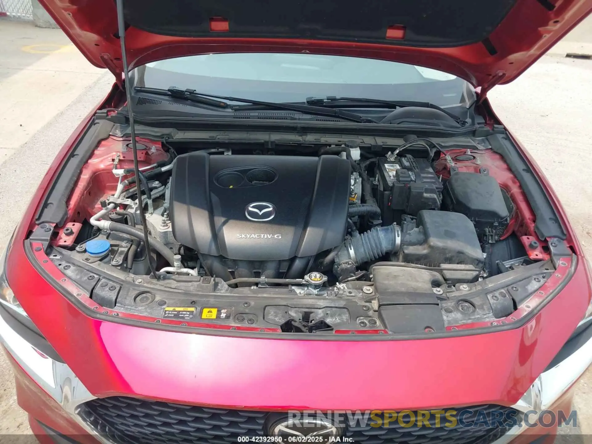 10 Photograph of a damaged car 3MZBPBCM6LM138350 MAZDA MAZDA3 2020