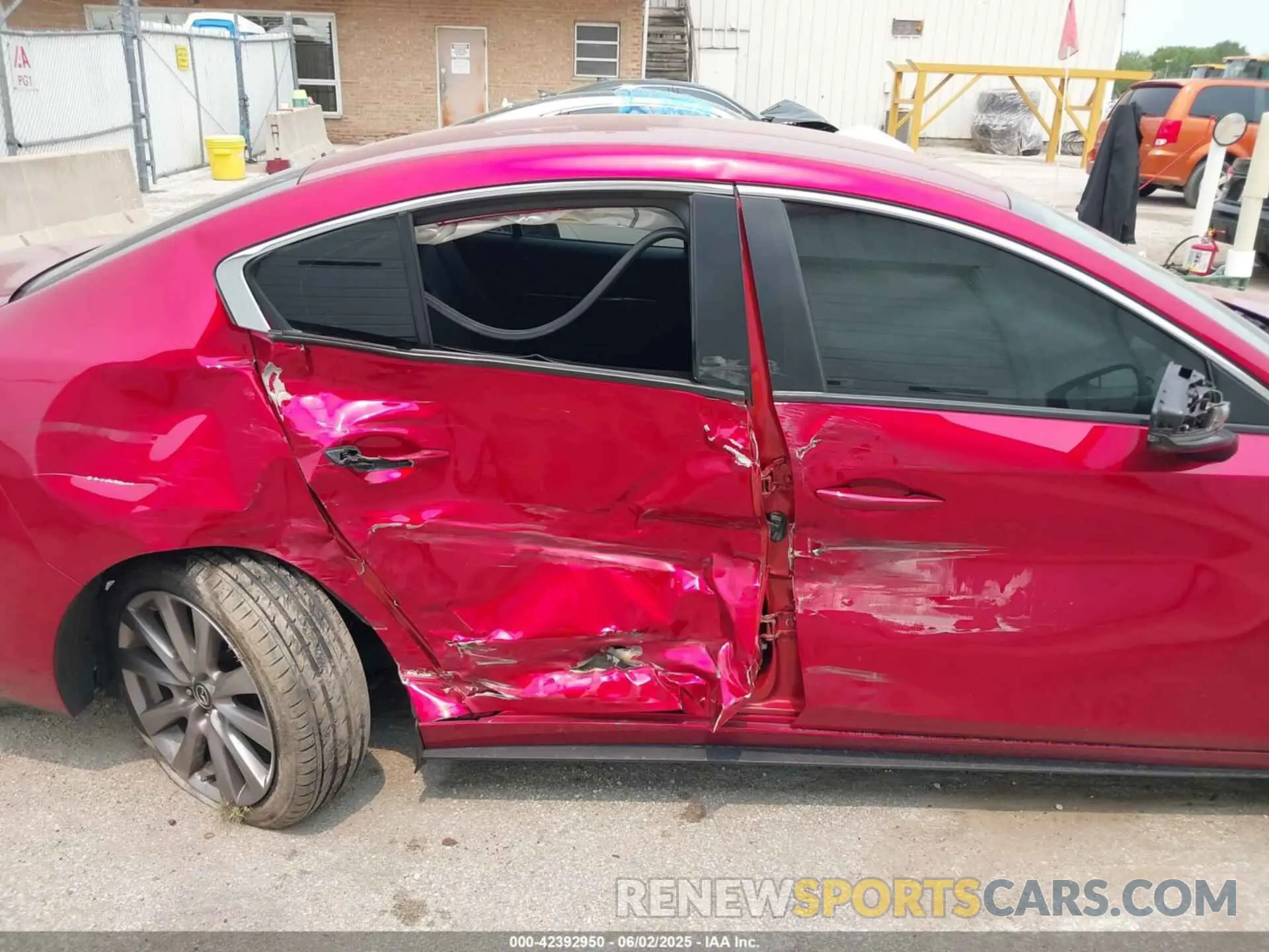 6 Photograph of a damaged car 3MZBPBCM6LM138350 MAZDA MAZDA3 2020