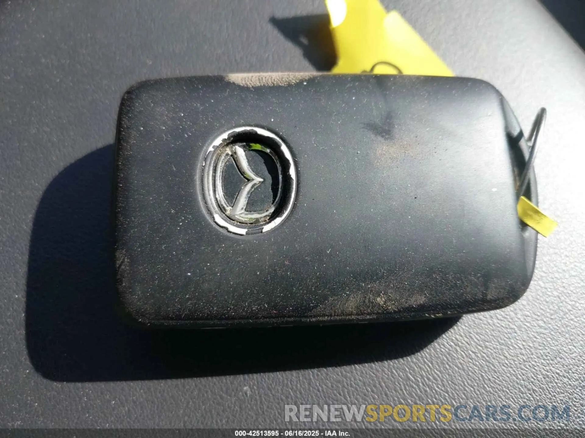 11 Photograph of a damaged car 3MZBPBDM2LM133399 MAZDA MAZDA3 2020