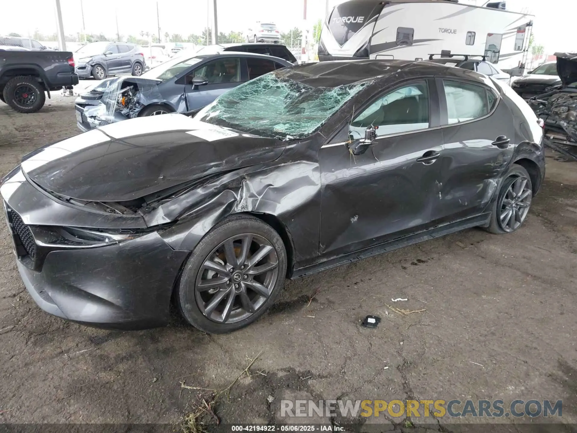 2 Photograph of a damaged car JM1BPALM0L1163707 MAZDA MAZDA3 2020