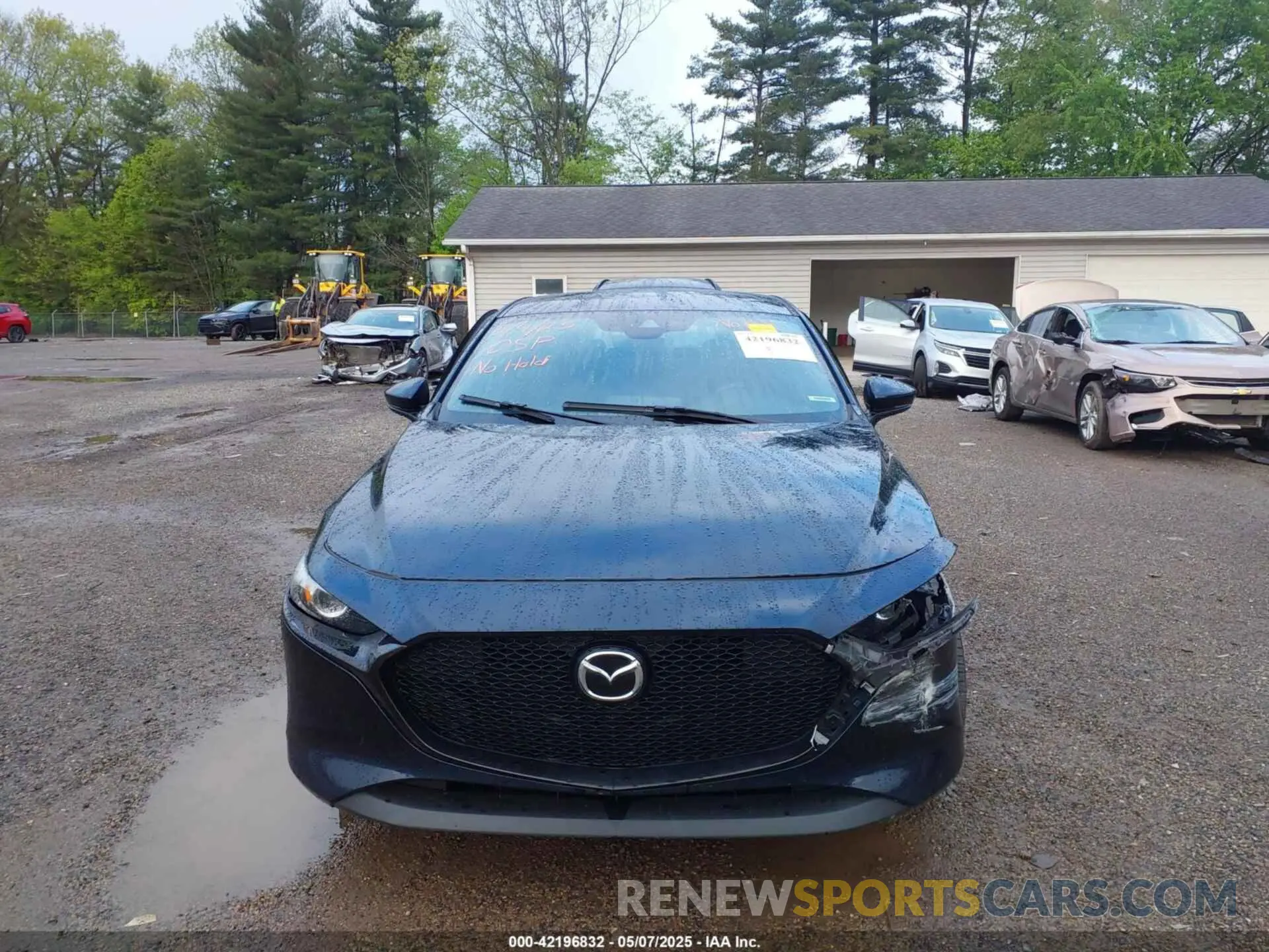 12 Photograph of a damaged car JM1BPALM1L1158967 MAZDA MAZDA3 2020