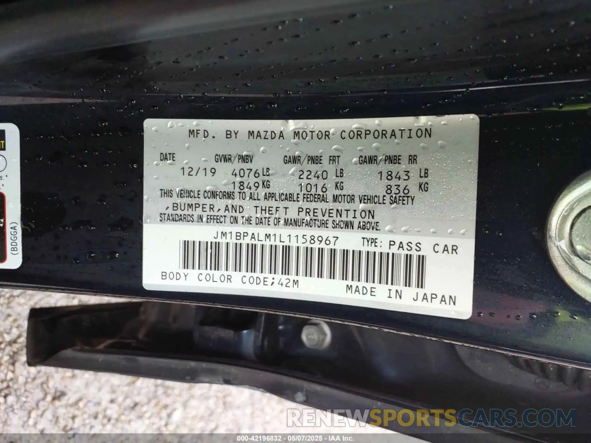 9 Photograph of a damaged car JM1BPALM1L1158967 MAZDA MAZDA3 2020