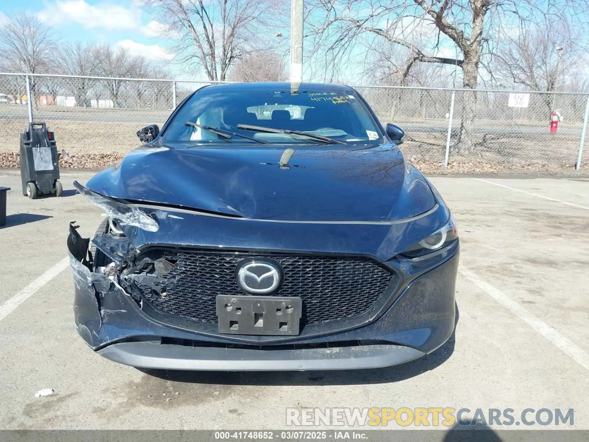 11 Photograph of a damaged car JM1BPANM5L1160265 MAZDA MAZDA3 2020