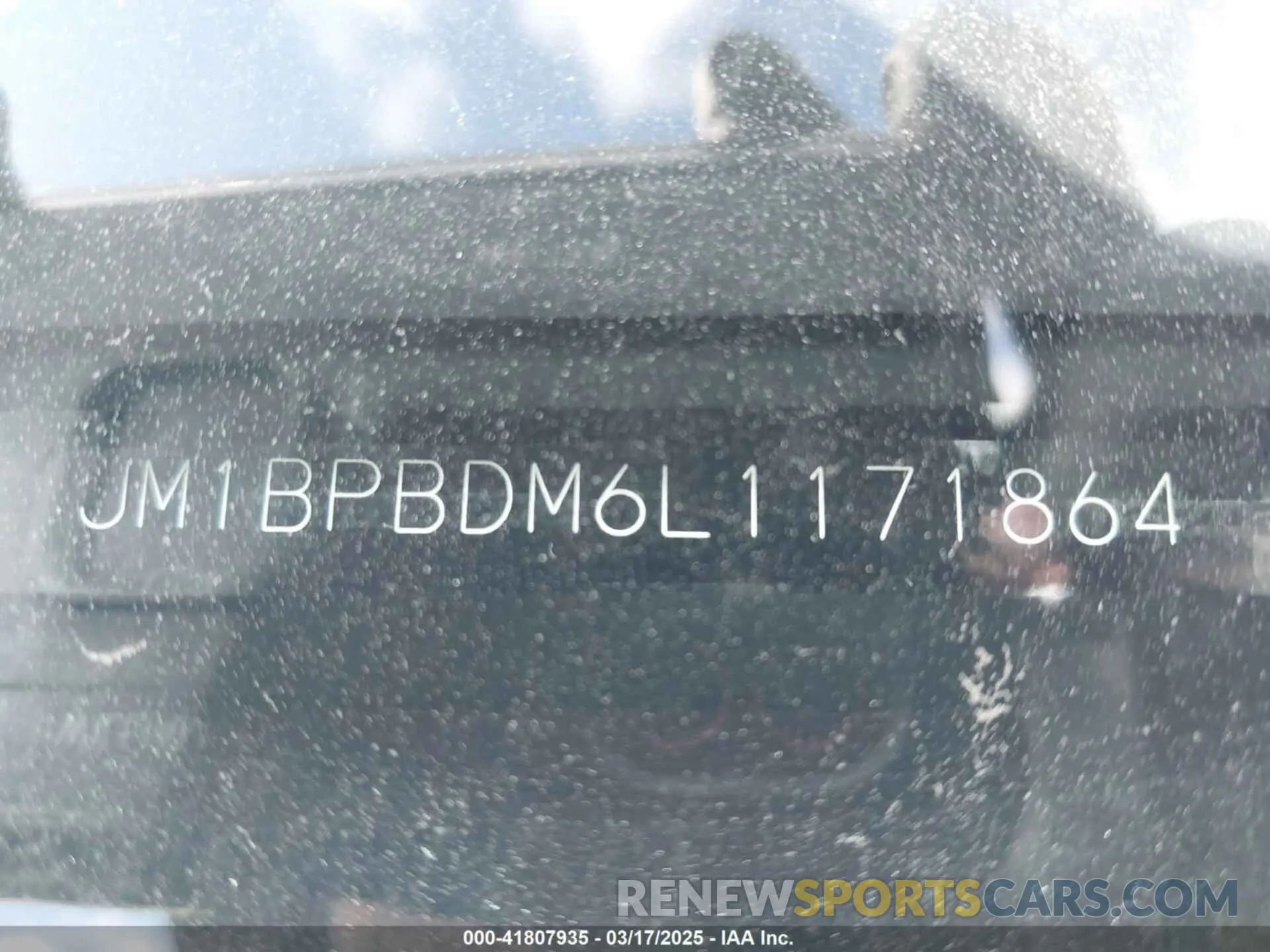 22 Photograph of a damaged car JM1BPBDM6L1171864 MAZDA MAZDA3 2020