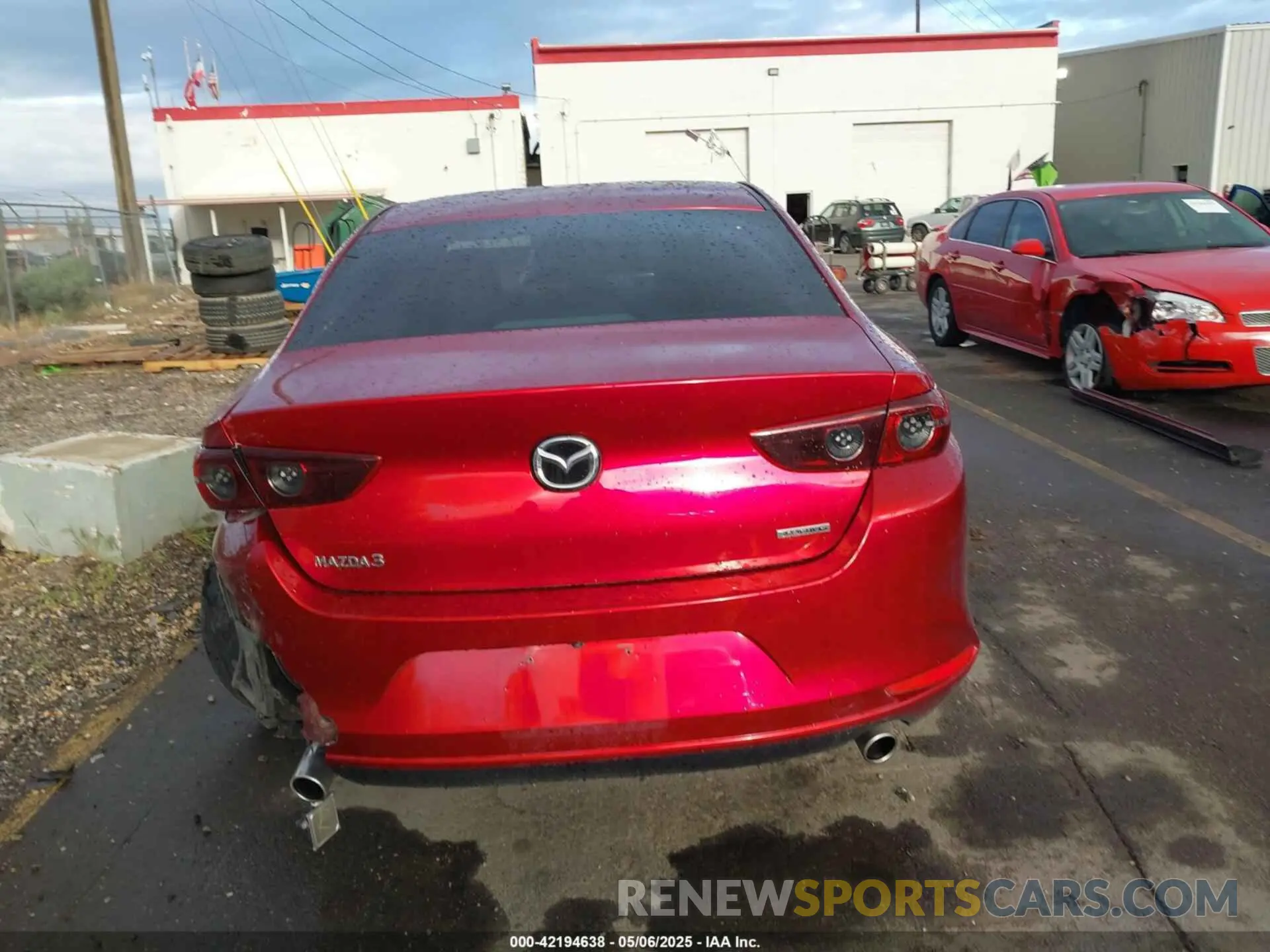 16 Photograph of a damaged car 3MZBPACL0MM252671 MAZDA MAZDA3 2021