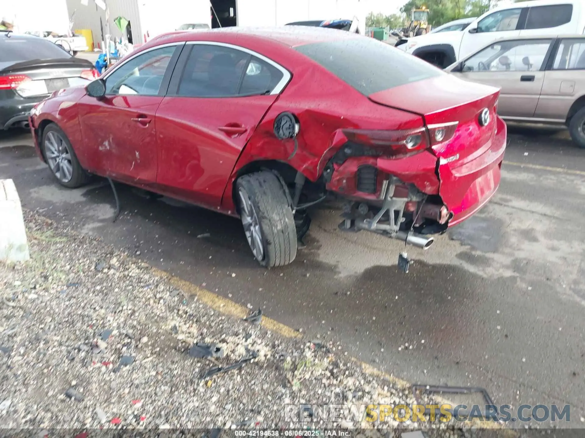 3 Photograph of a damaged car 3MZBPACL0MM252671 MAZDA MAZDA3 2021