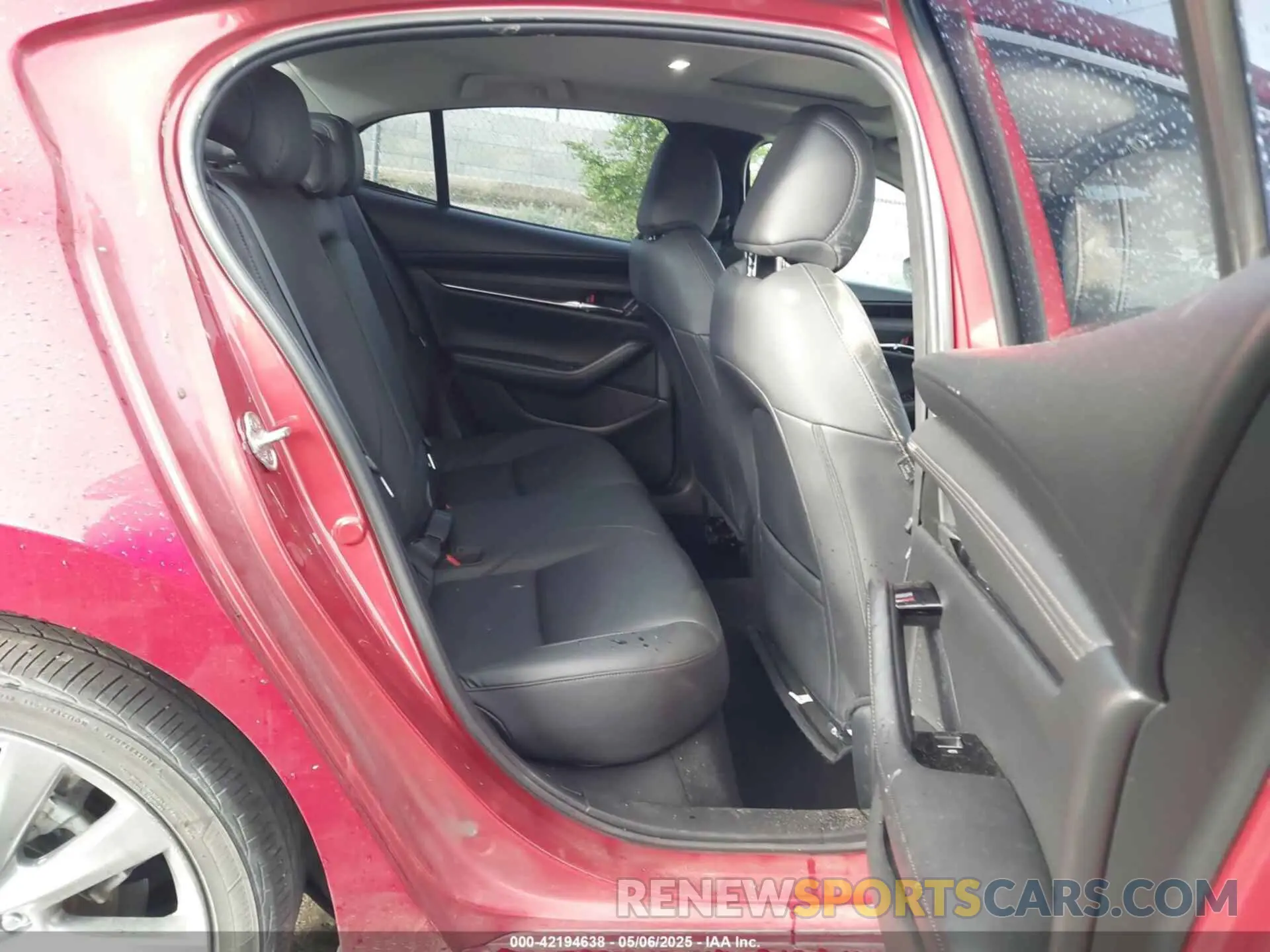 8 Photograph of a damaged car 3MZBPACL0MM252671 MAZDA MAZDA3 2021